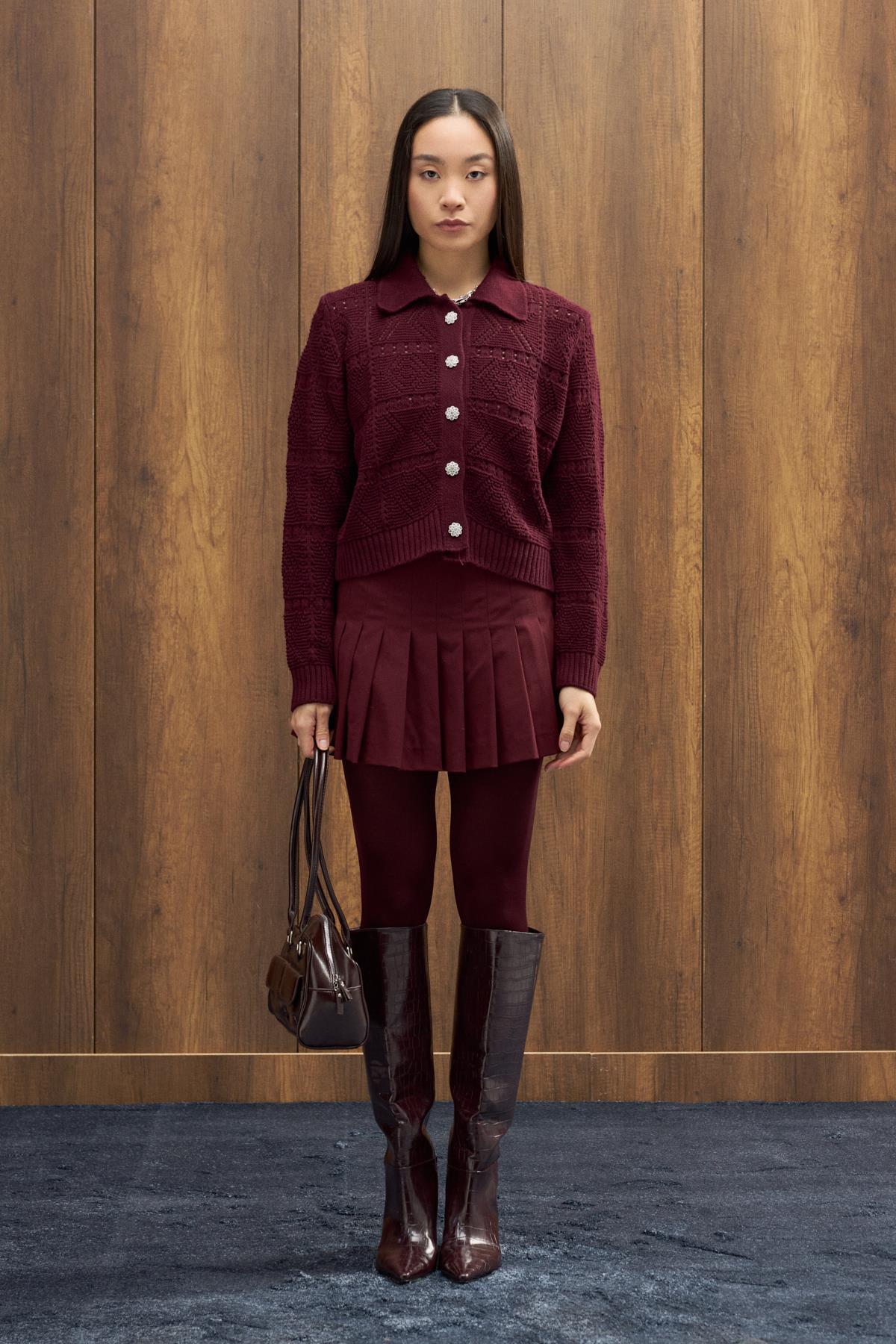 Azur Taşlı Düğmeli Hırka - Bordo 