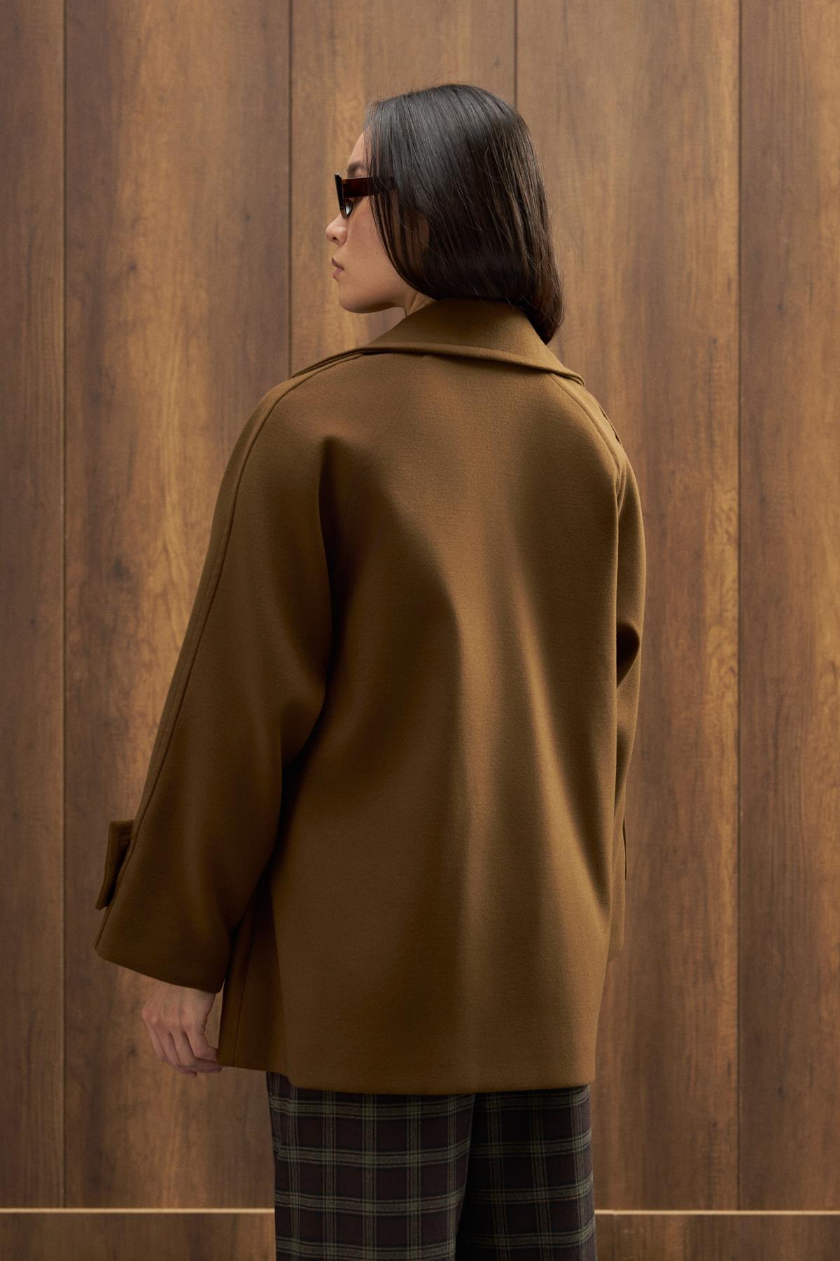 Begonia Kruvaze Kapamalı Kaşe Kaban - Haki 