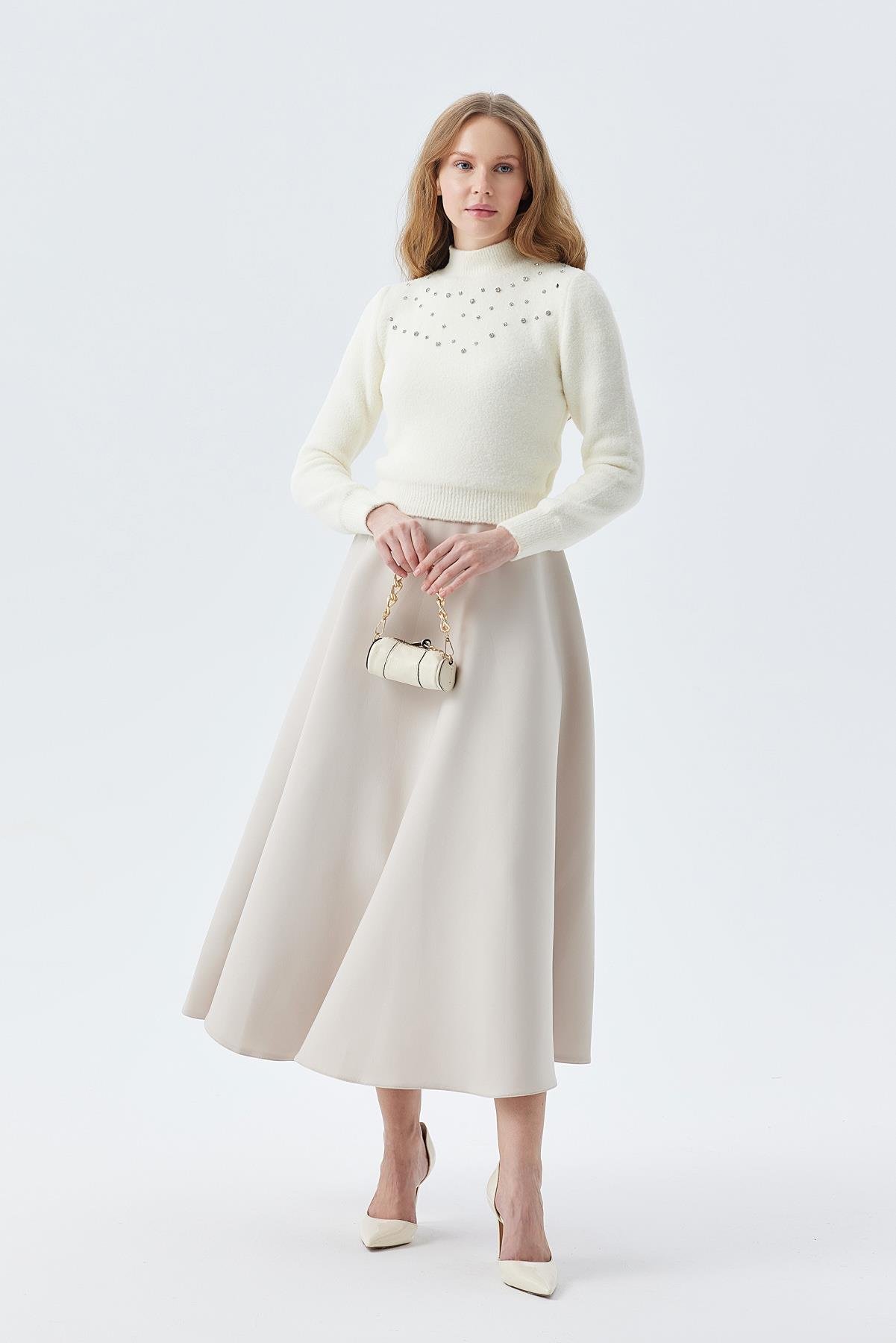 BELİNDA TAŞ İŞLEMELİ YUMOŞ KAZAK - EKRU