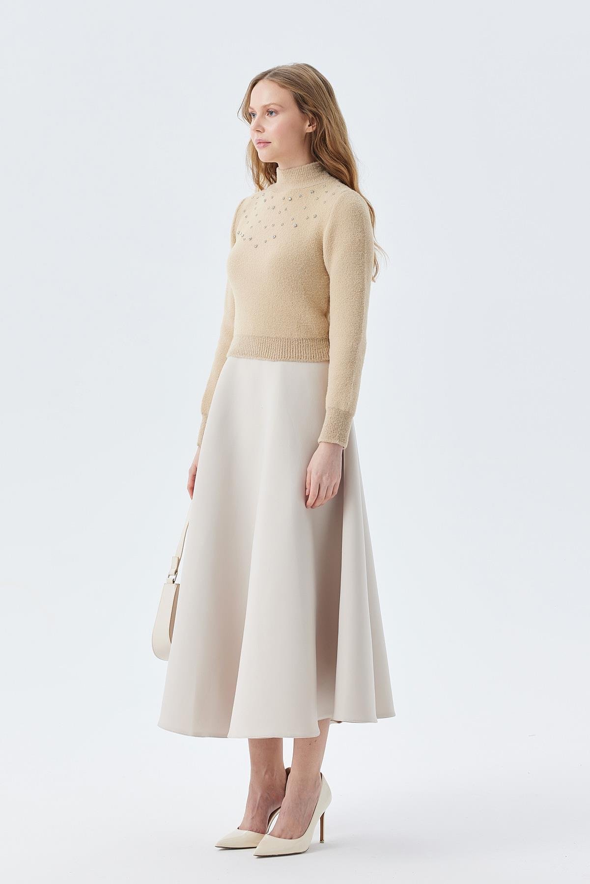 BELİNDA TAŞ İŞLEMELİ YUMOŞ KAZAK - VİZON