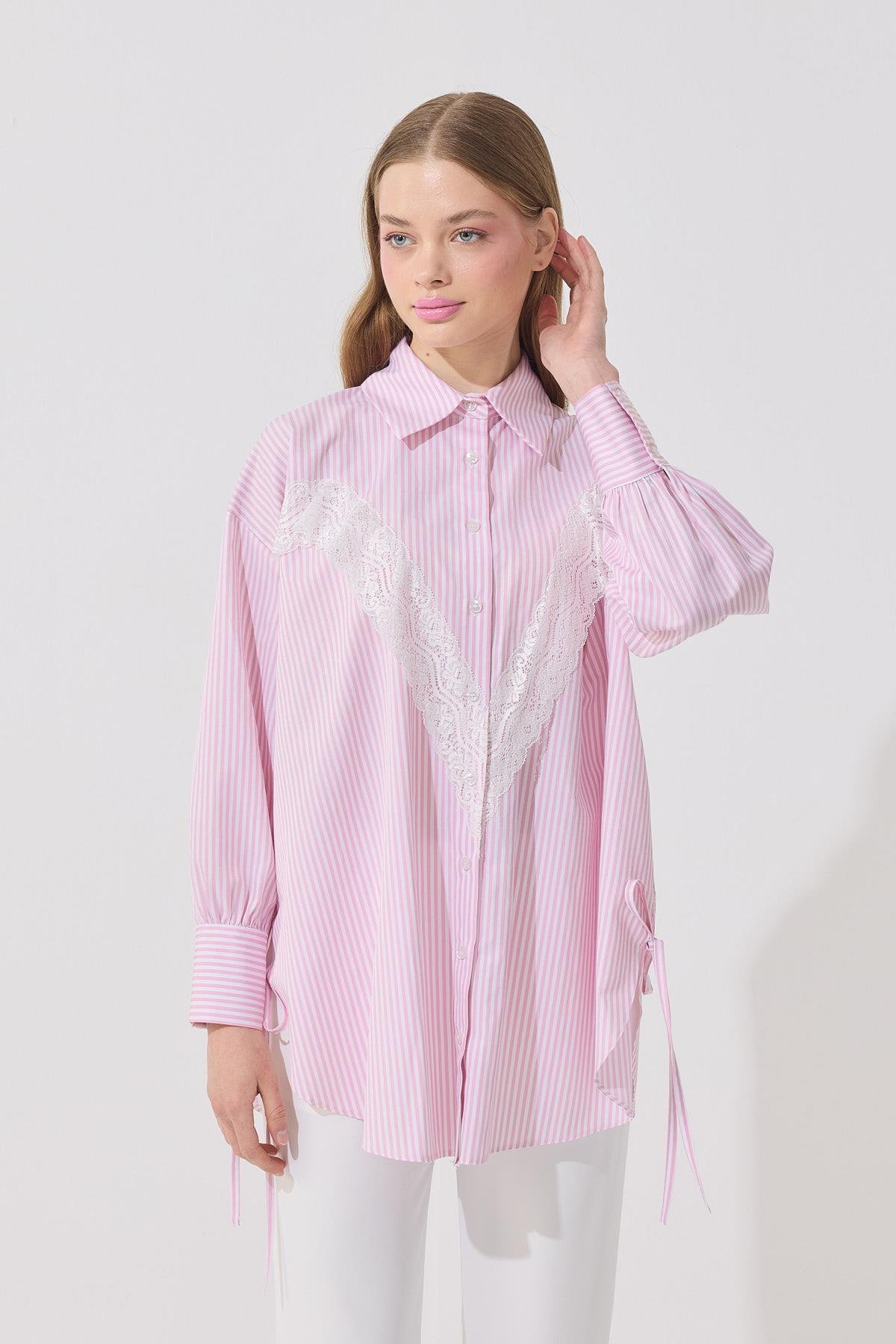 Billie Güpür Detaylı Bağcıklı Gömlek - Pembe 