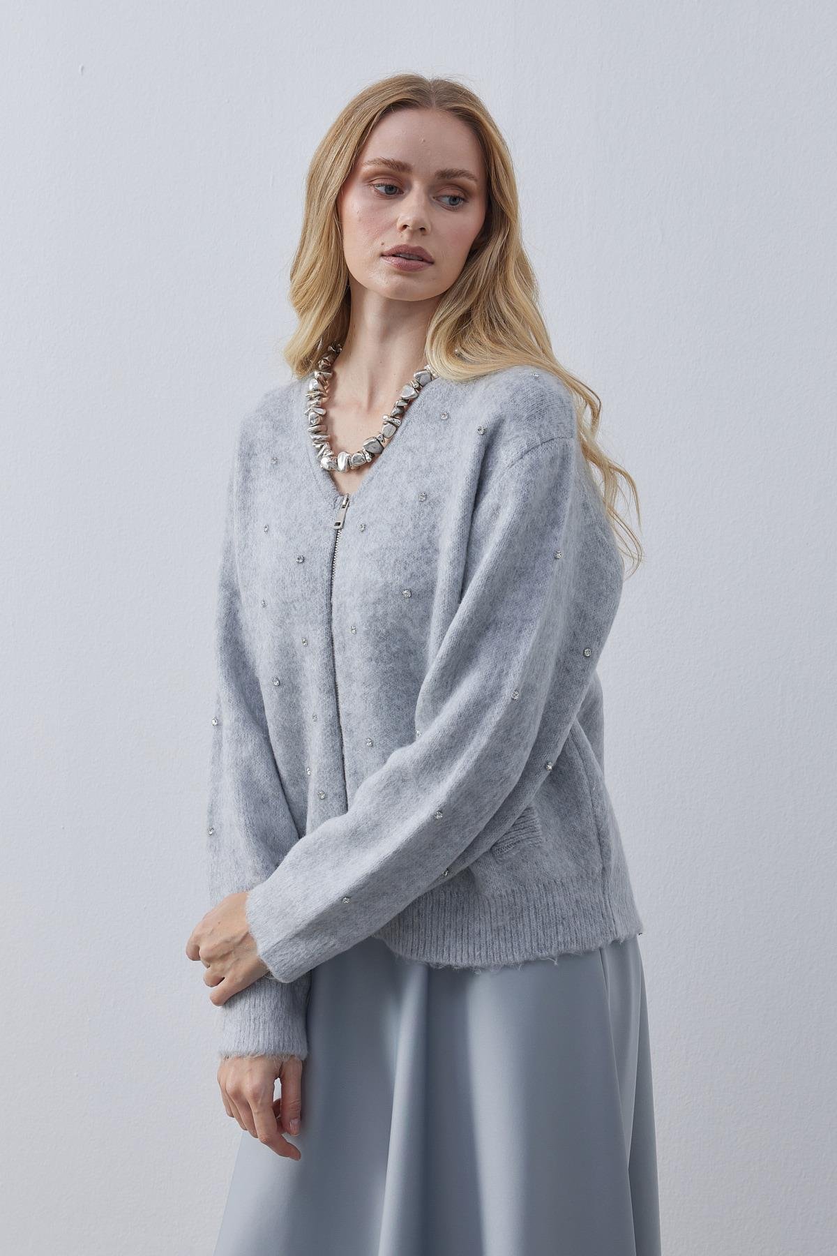 Blouse Taş İşlemeli Yünlü Hırka- Gri