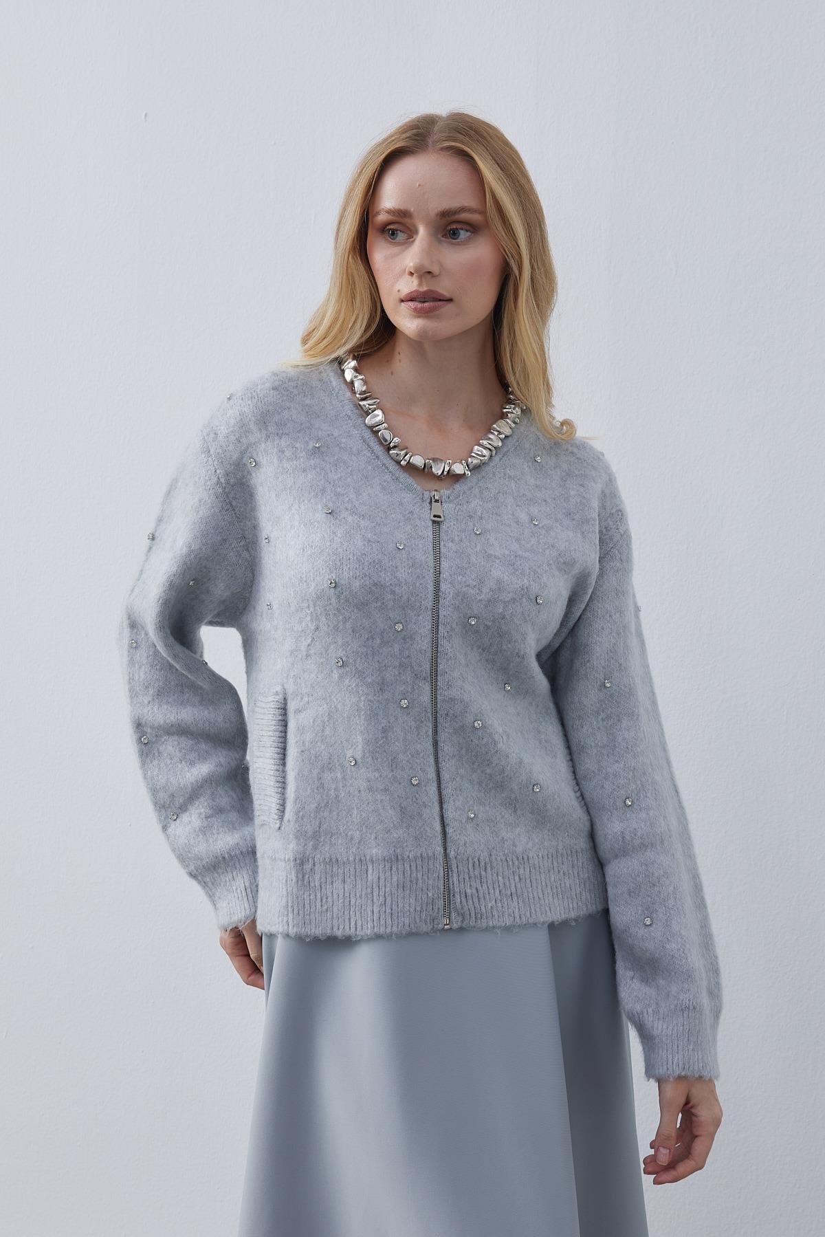 Blouse Taş İşlemeli Yünlü Hırka- Gri