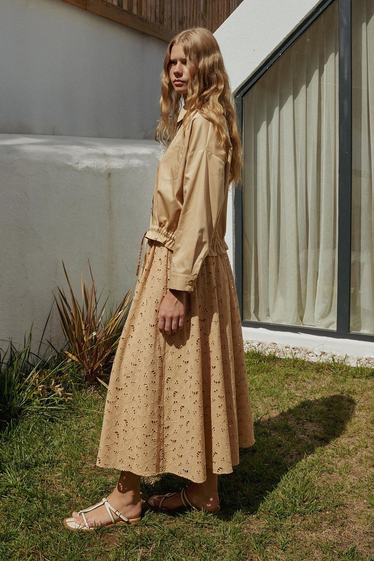 Carine Brode Etek - Camel