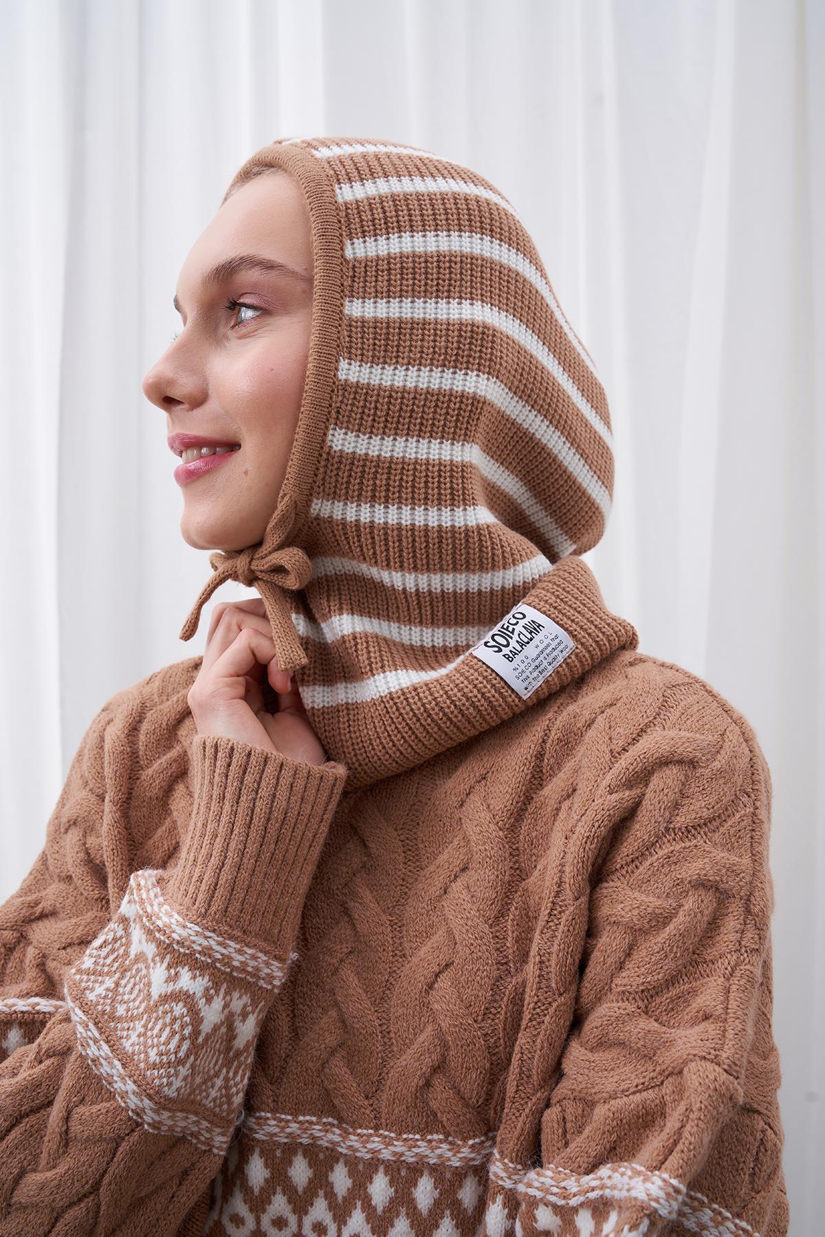 ÇİZGİLİ KAPÜŞONLU BERE - CAMEL