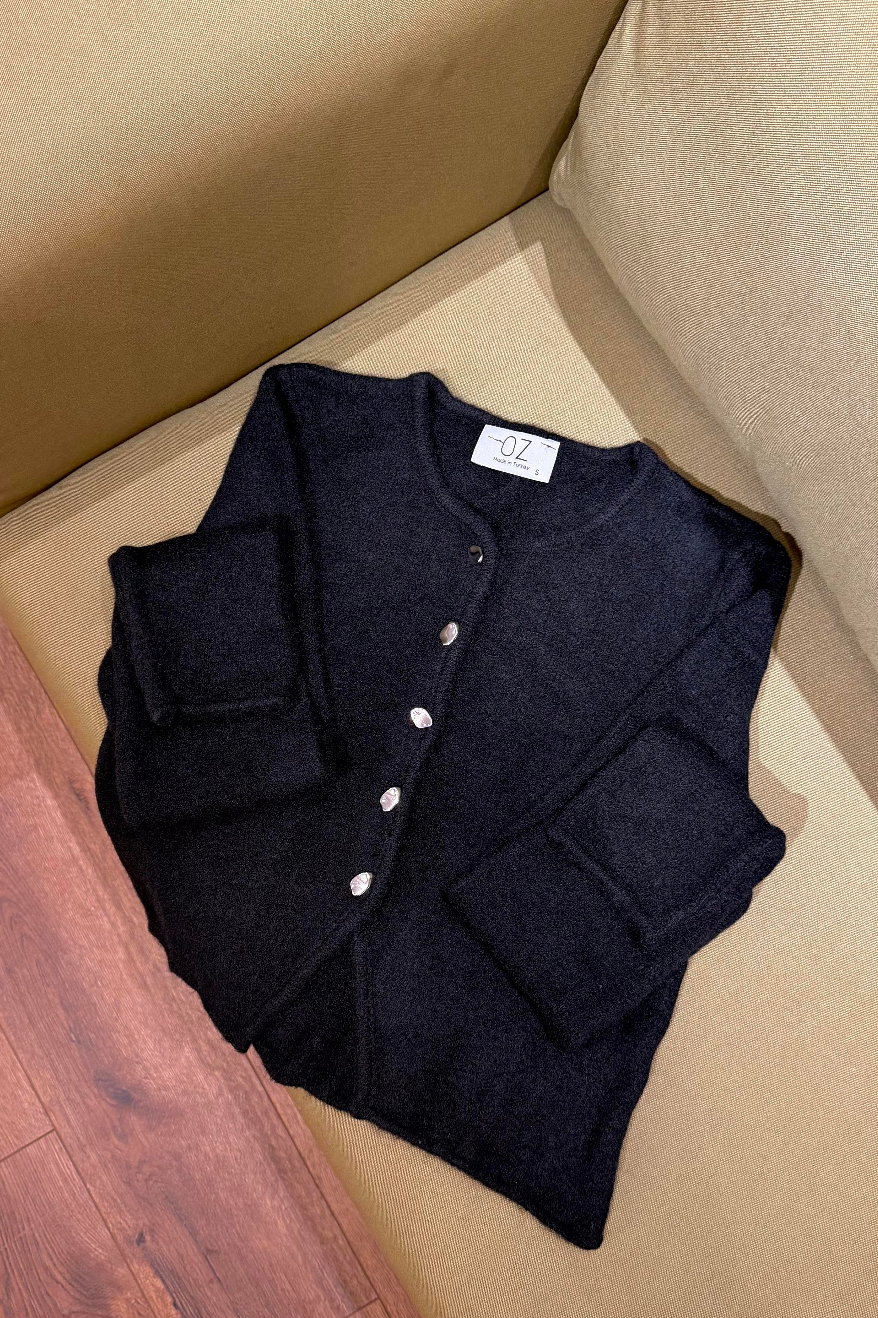 Dahlia Gümüş Düğmeli Hırka - Siyah 