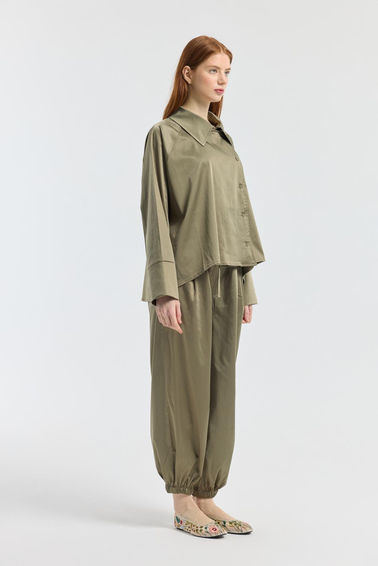 Devin Kruvaze Kapamalı Saten Takım - Çağla