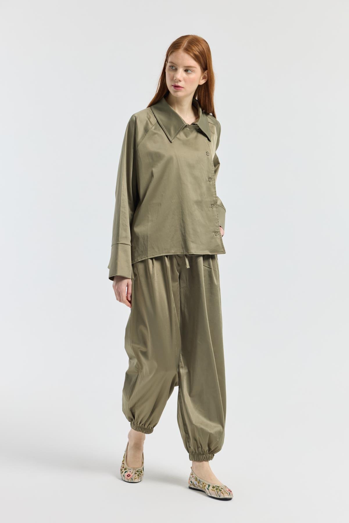 Devin Kruvaze Kapamalı Saten Takım - Çağla