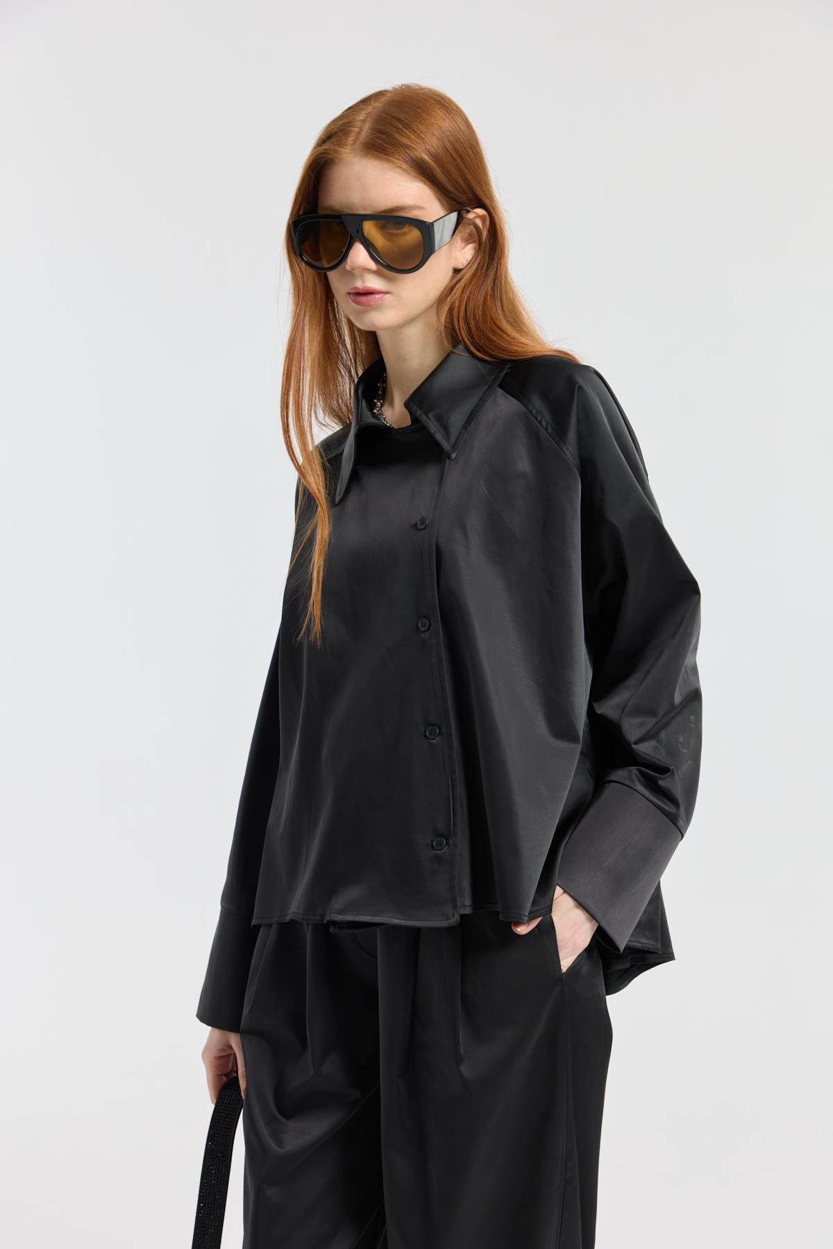 Devin Kruvaze Kapamalı Saten Takım - Siyah