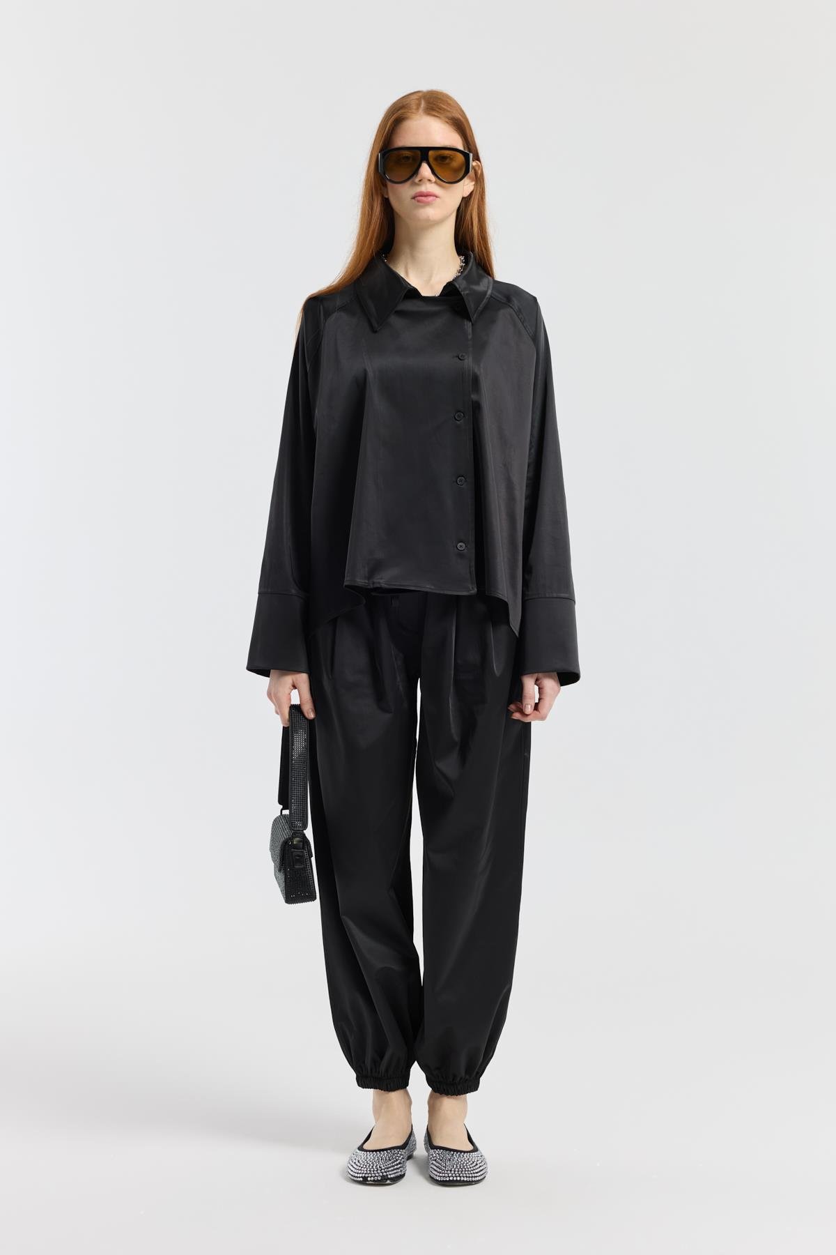 Devin Kruvaze Kapamalı Saten Takım - Siyah