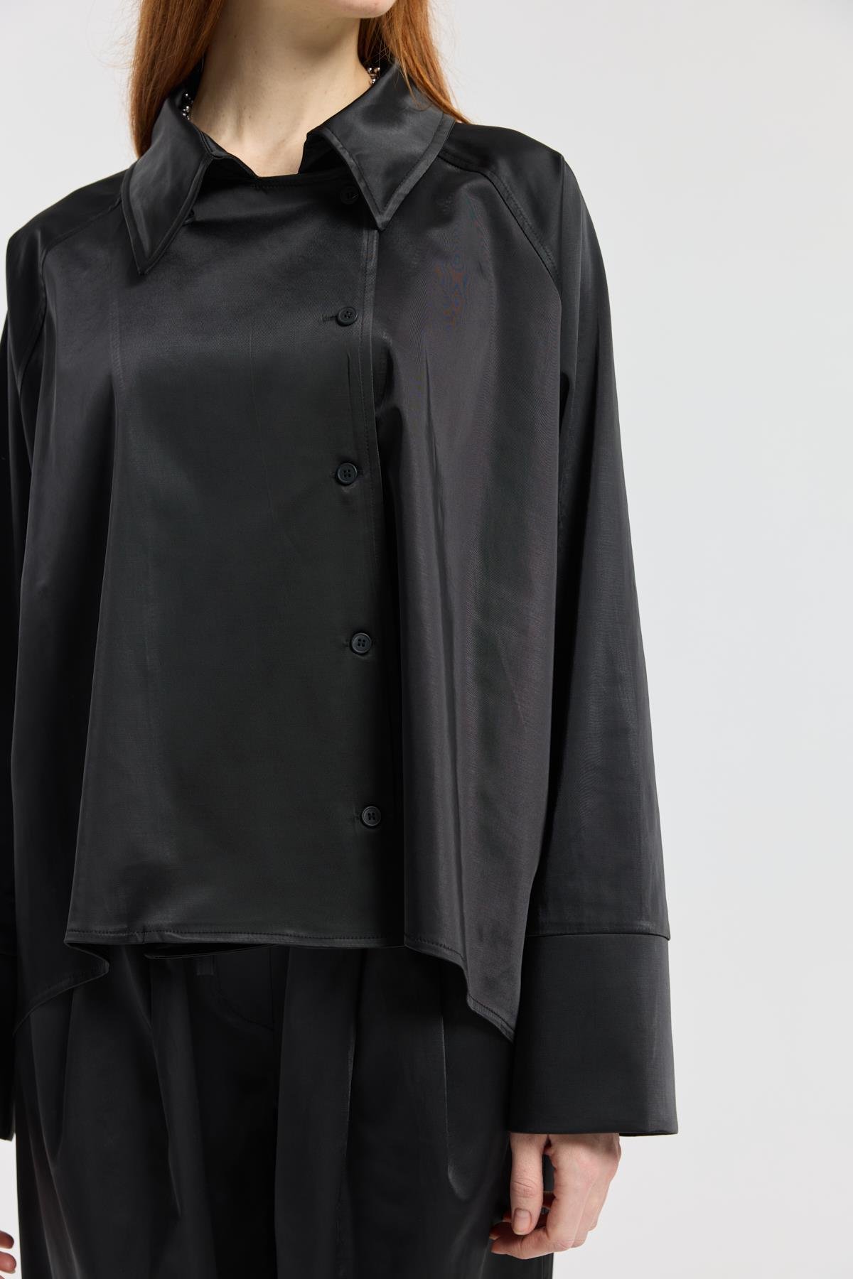 Devin Kruvaze Kapamalı Saten Takım - Siyah