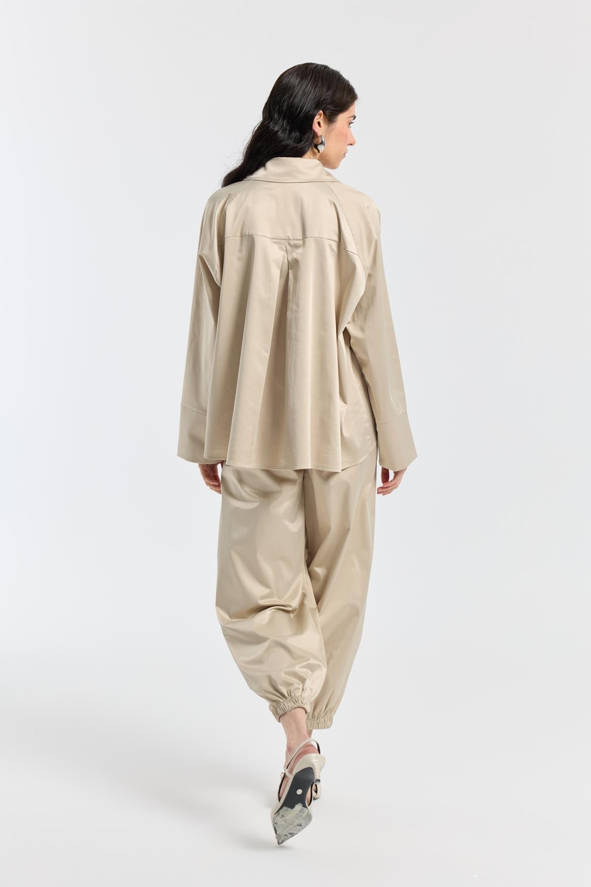 Devin Kruvaze Kapamalı Saten Takım - Taş