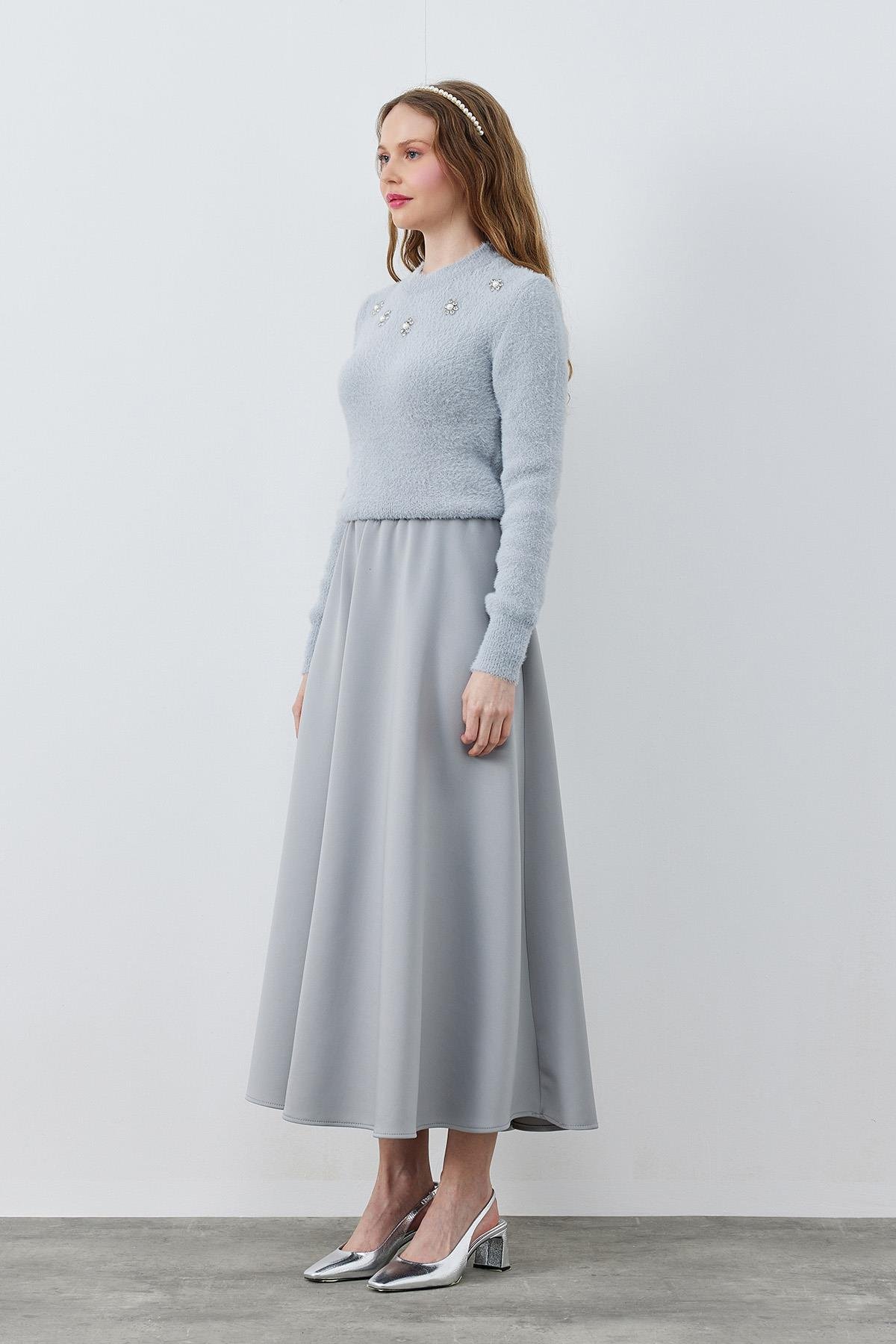 DİSNEY ÇİÇEK TAŞ İŞLEMELİ KAZAK - GRİ