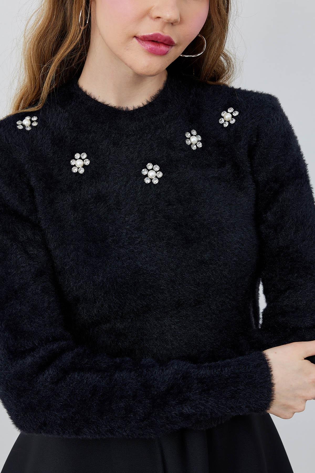 DİSNEY ÇİÇEK TAŞ İŞLEMELİ PELUŞ KAZAK - SİYAH 