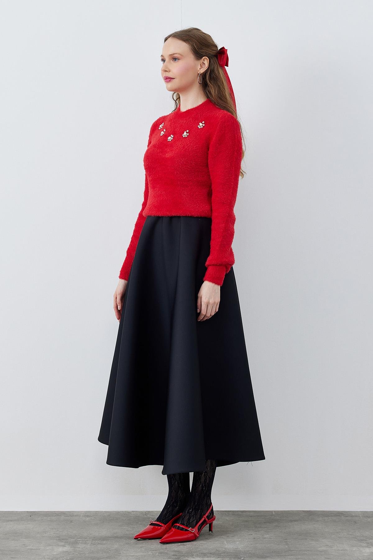 DİSNEY ÇİÇEK TAŞ İŞLEMELİ PELUŞ KAZAK - KIRMIZI