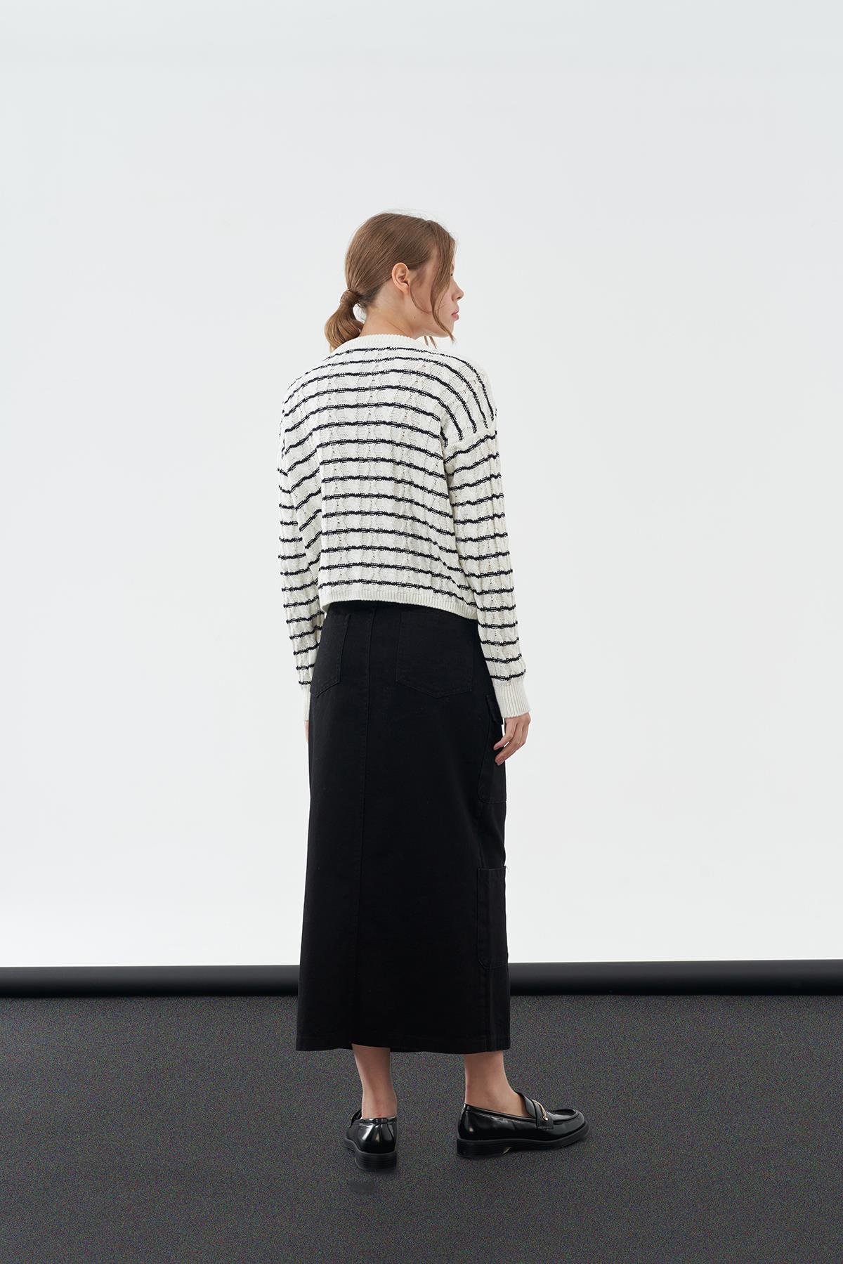 Dore Gold Düğme Detaylı Hırka - Siyah