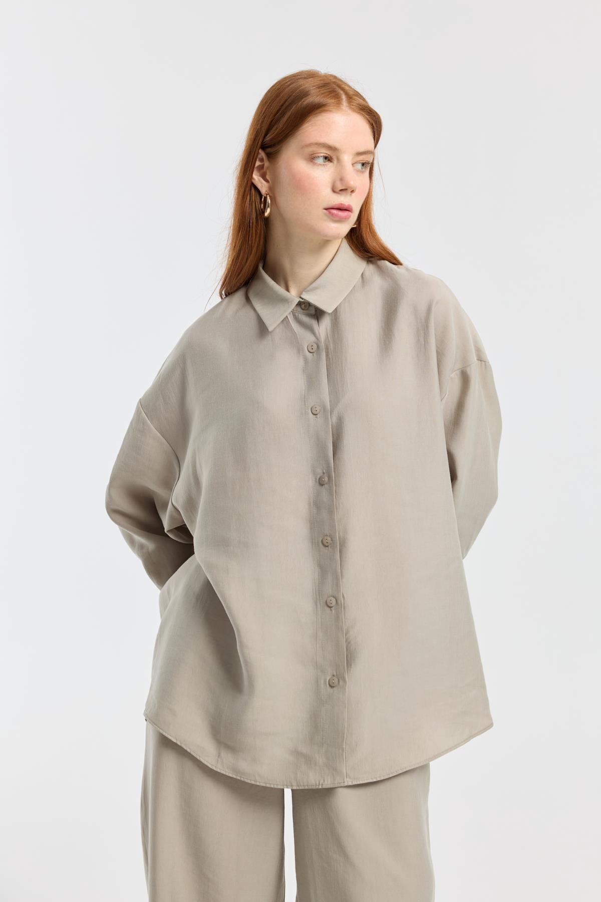 Dosha Arka Düğme Detaylı Tensel Takım - Vizon