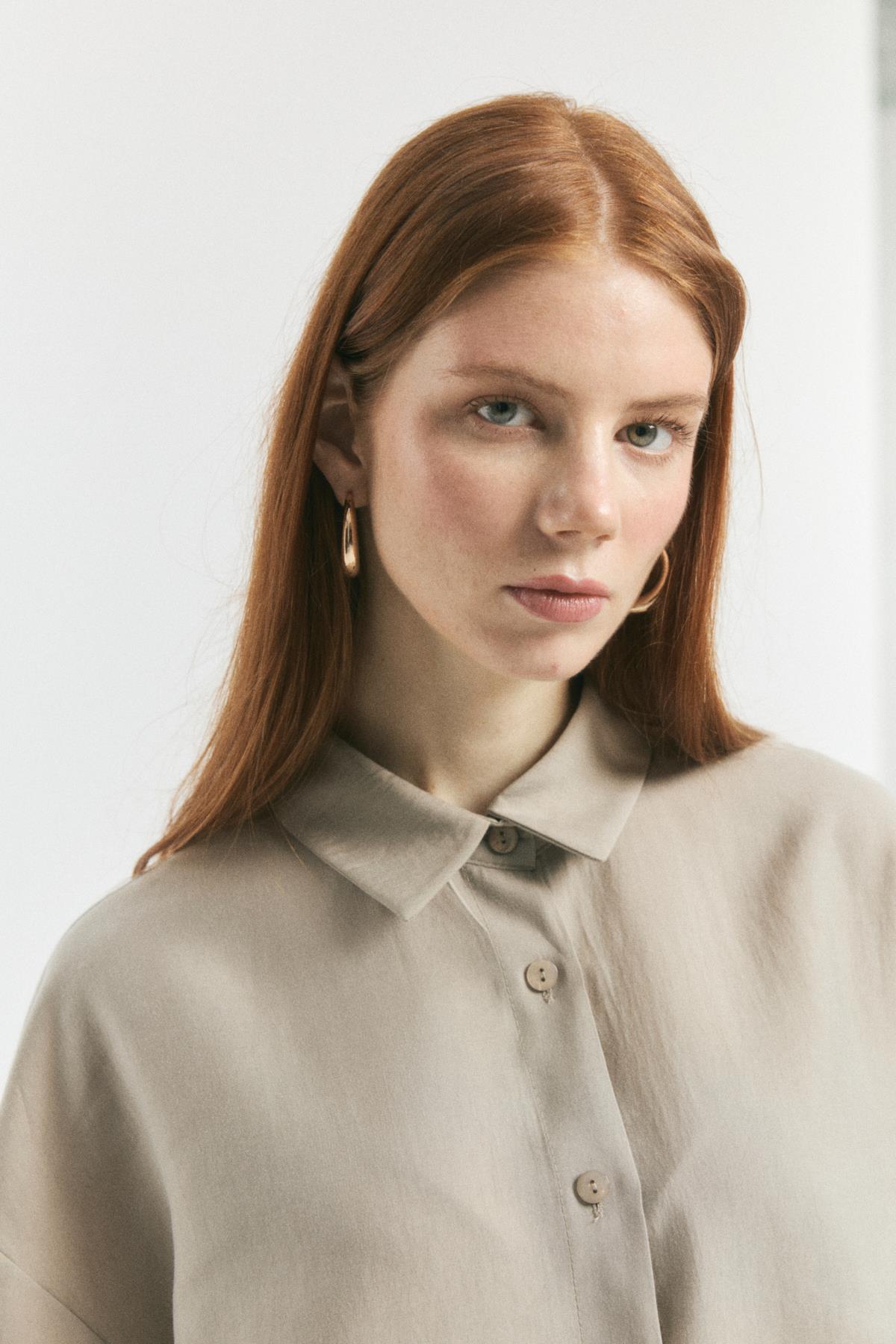 Dosha Arka Düğme Detaylı Tensel Takım - Vizon