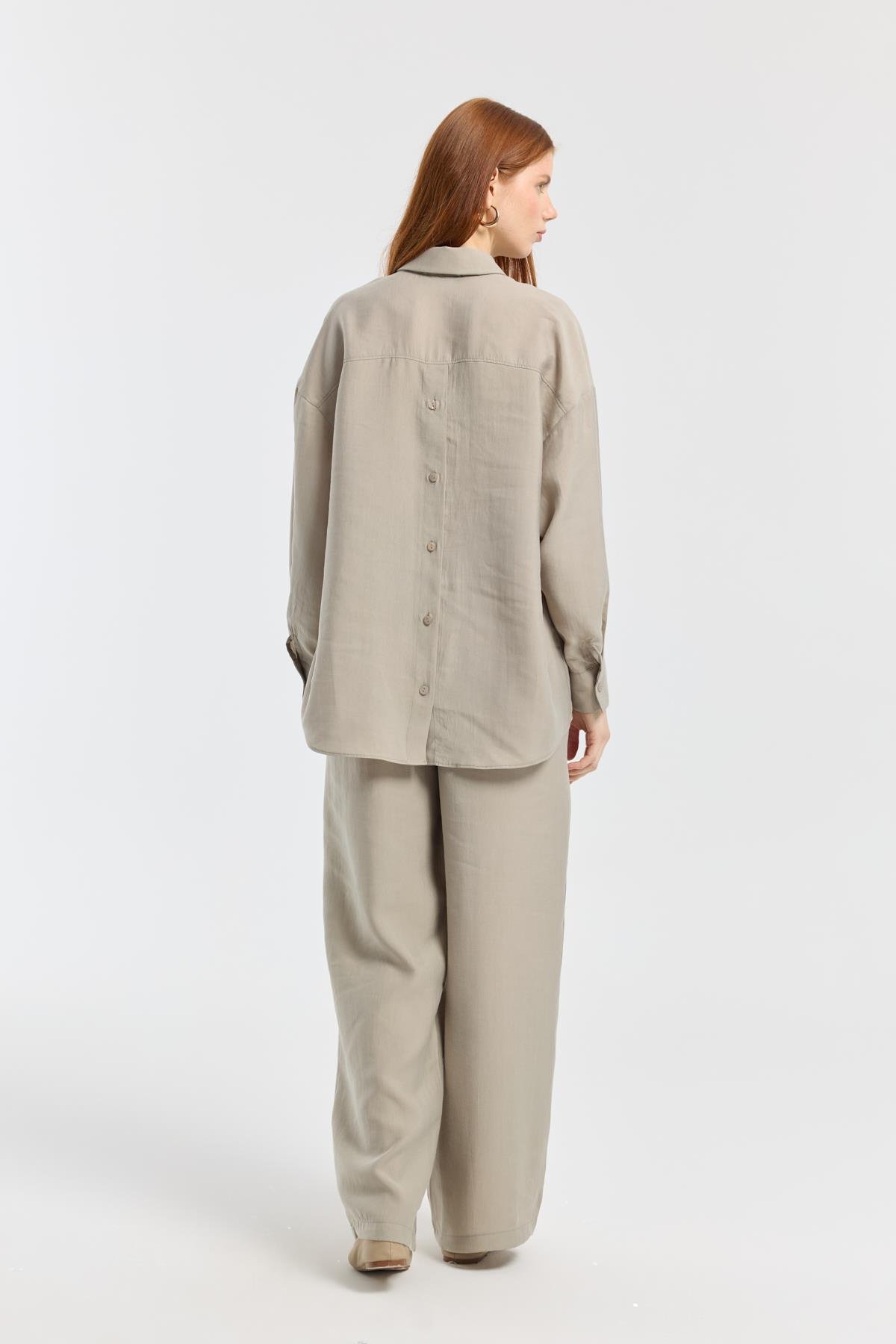 Dosha Arka Düğme Detaylı Tensel Takım - Vizon