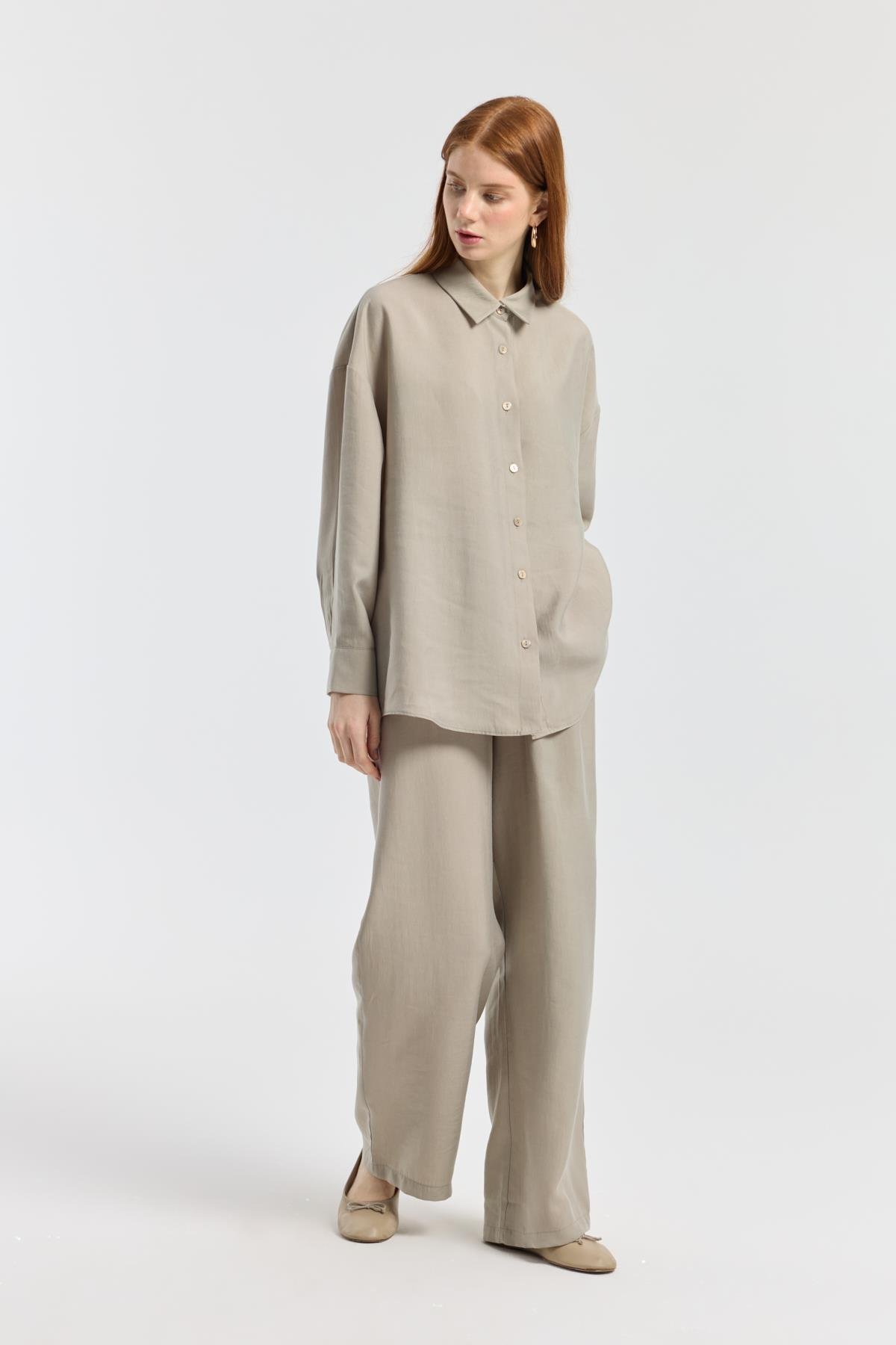 Dosha Arka Düğme Detaylı Tensel Takım - Vizon