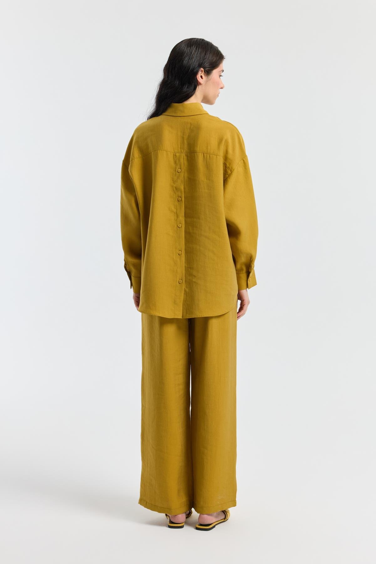 Dosha Arka Düğme Detaylı Tensel Takım - Hardal