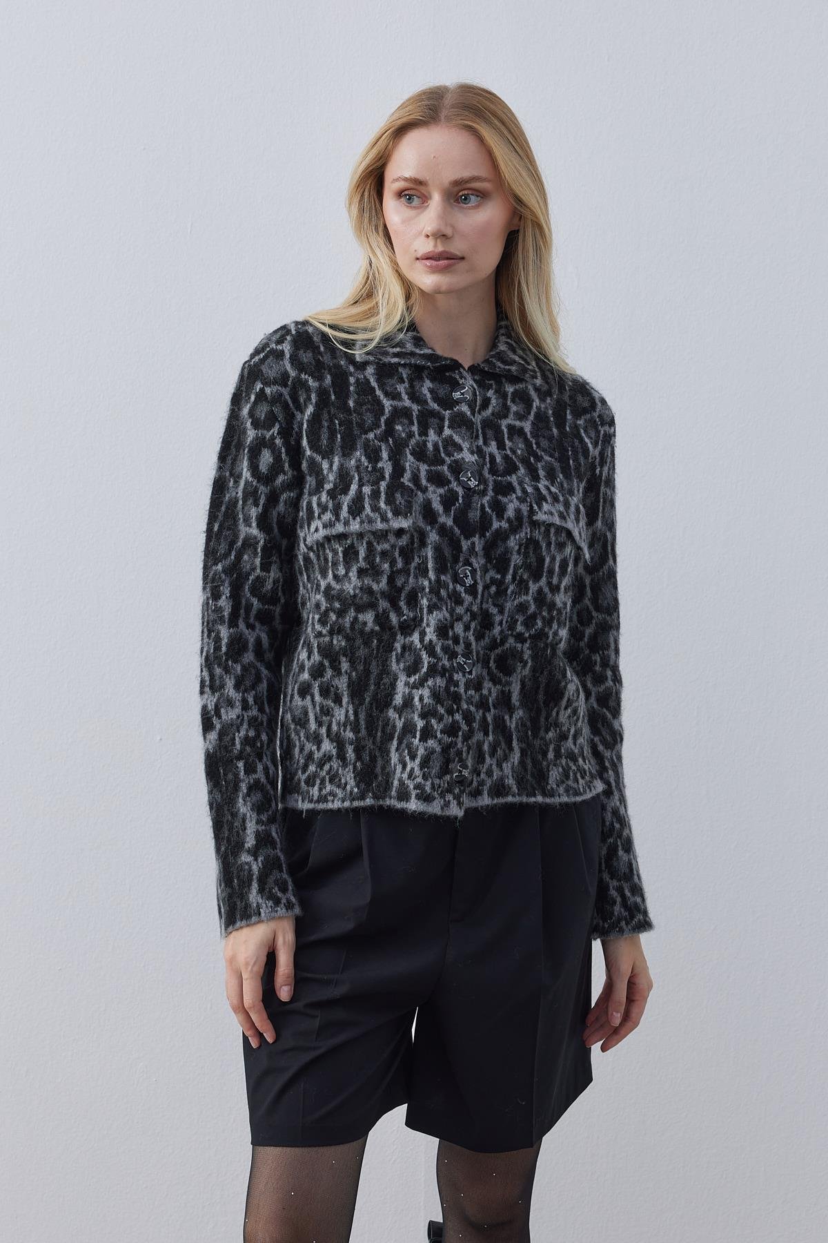 Edwina Leopar Desenli Triko Ceket - Siyah