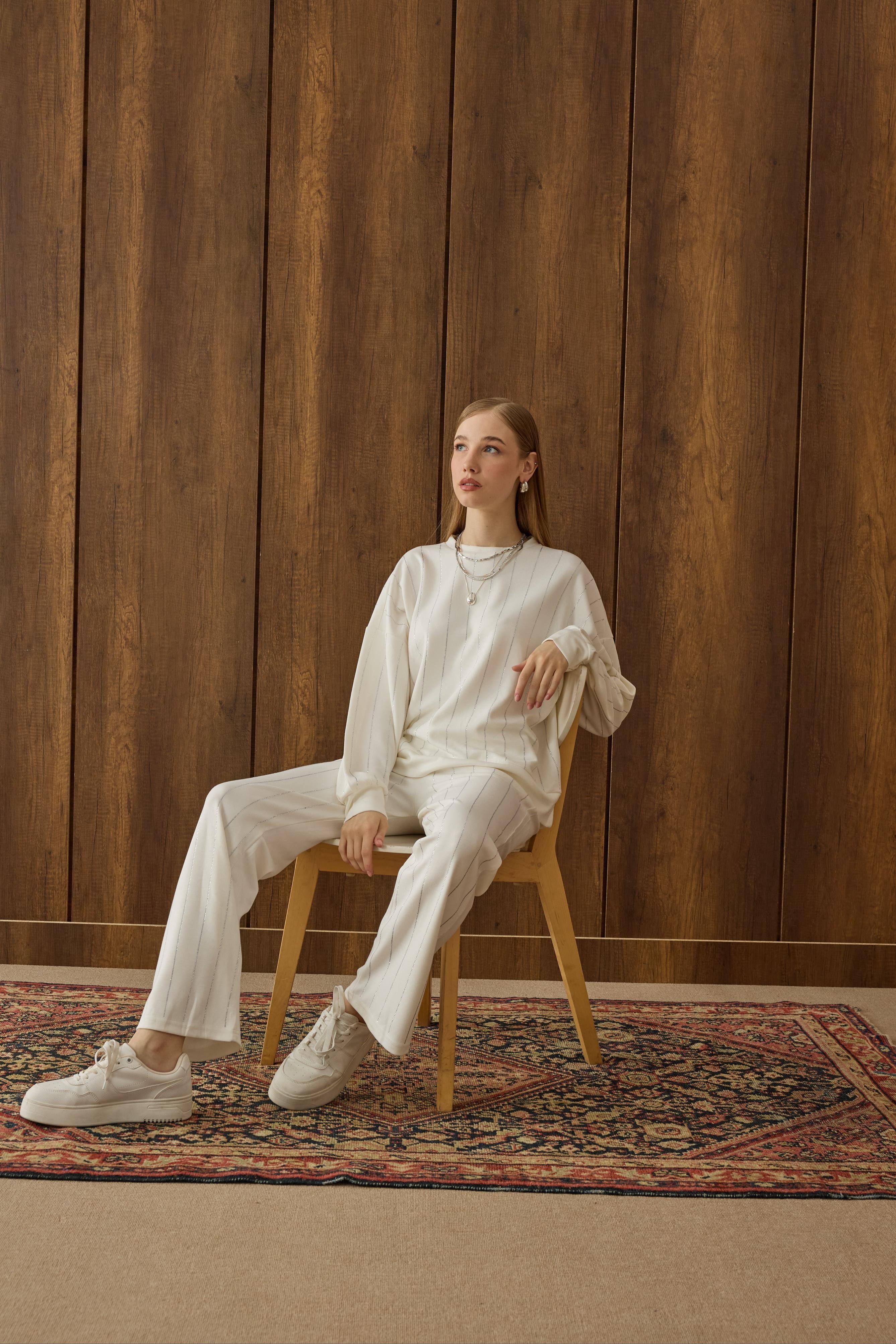 Eleni Pul İşlemeli Modal Takım - Ekru 