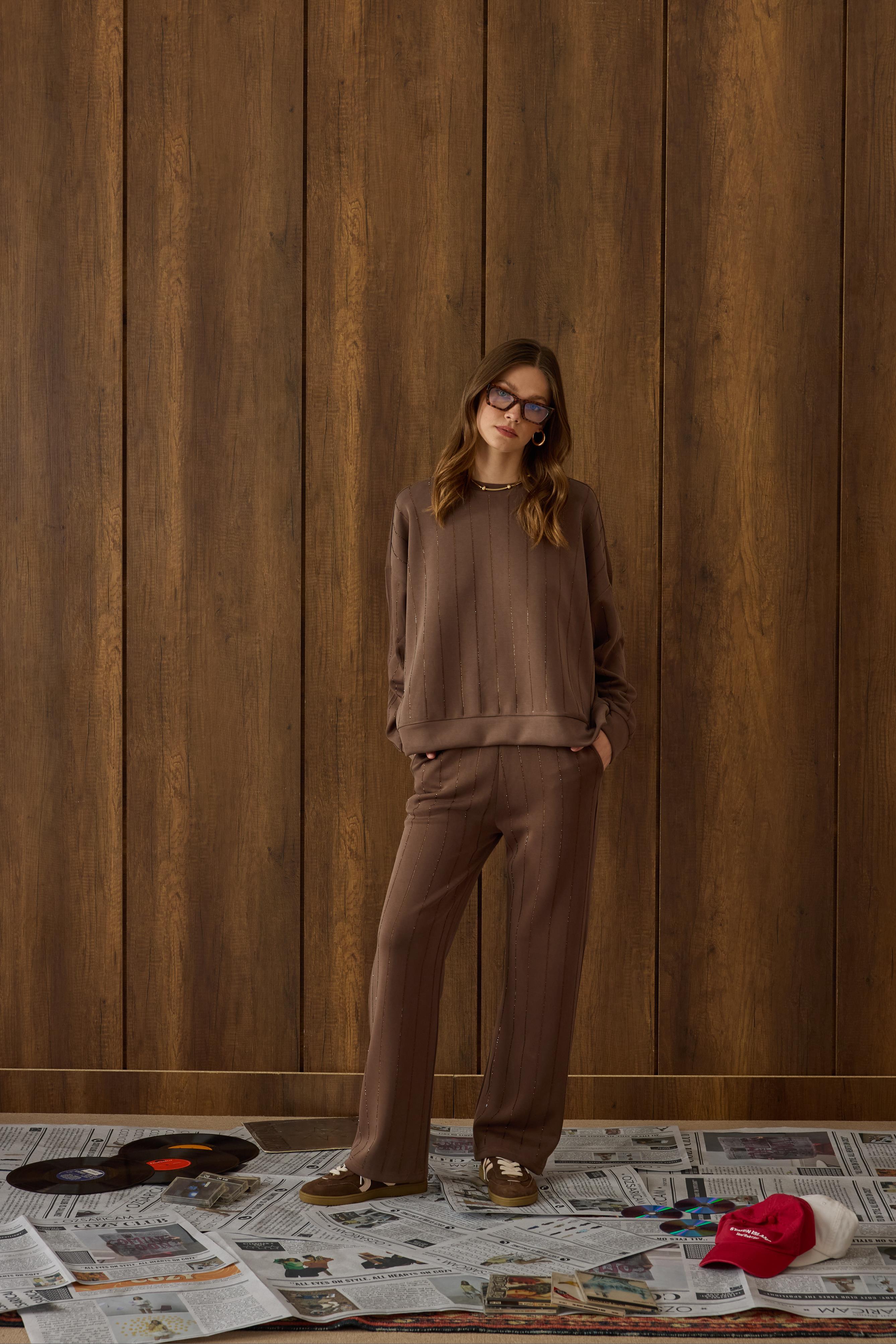 Eleni Pul İşlemeli Modal Takım - Kahverengi