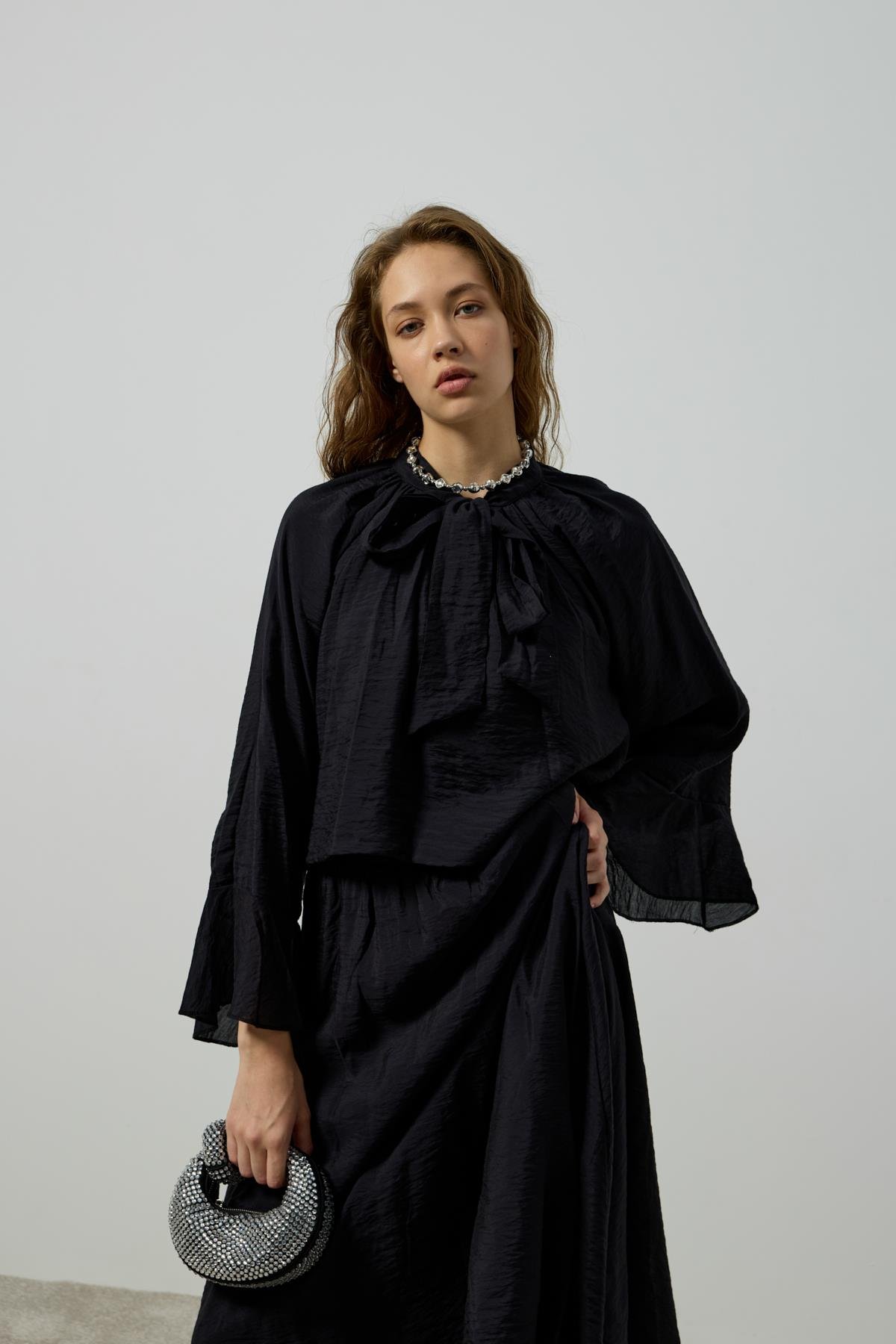 Elsia Büzgülü Damla Yaka Takım - Siyah