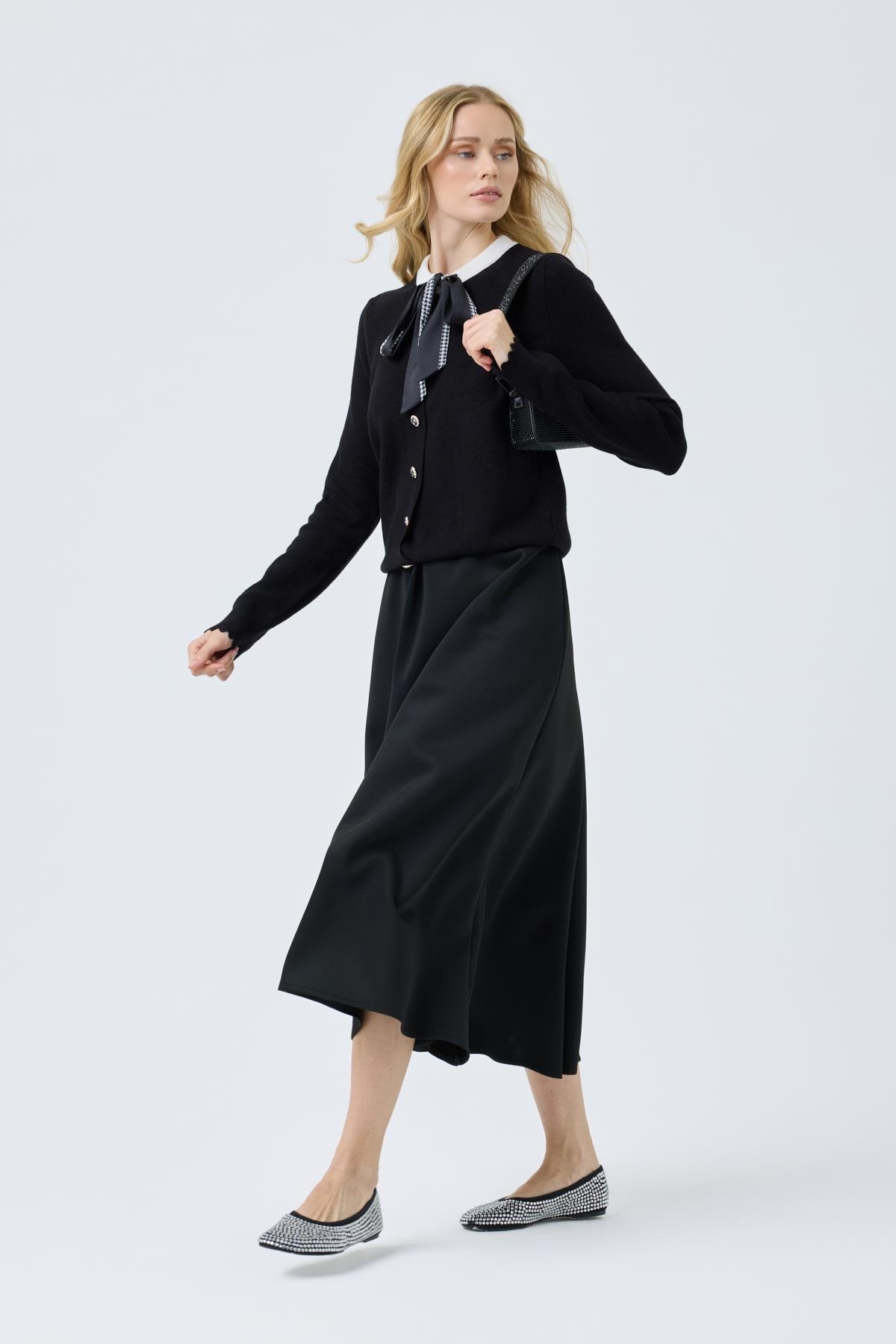 Emma Fularlı Hırka - Siyah