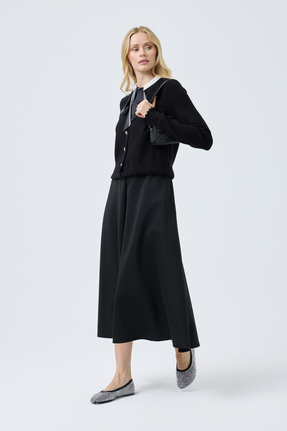 Emma Fularlı Hırka - Siyah