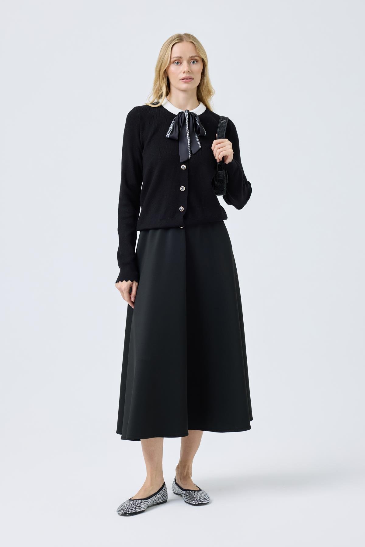 Emma Fularlı Hırka - Siyah