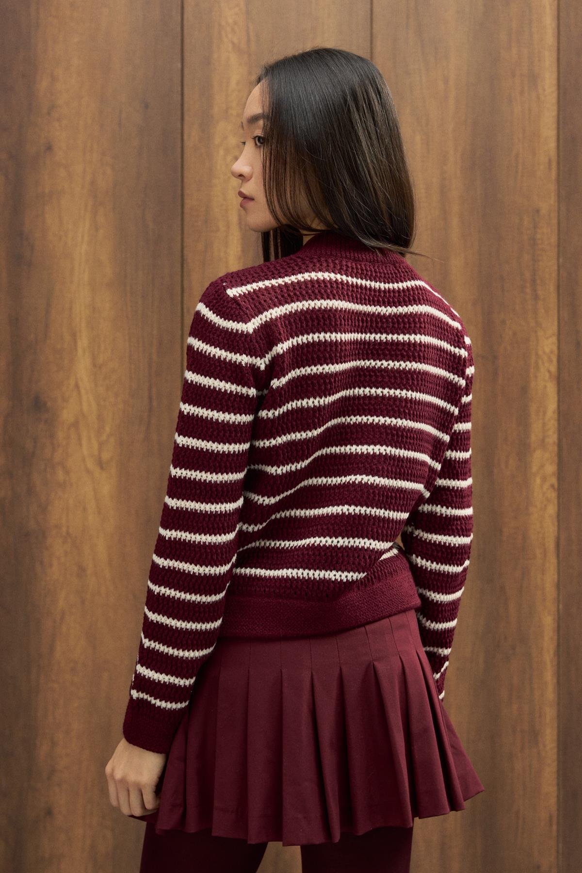 Felix Kontrast Düğmeli Hırka - Bordo