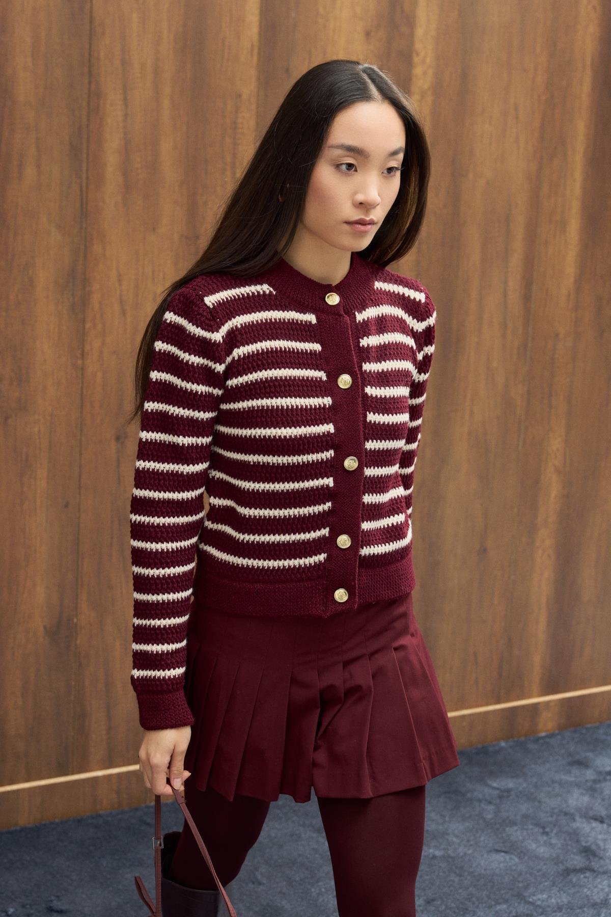 Felix Kontrast Düğmeli Hırka - Bordo