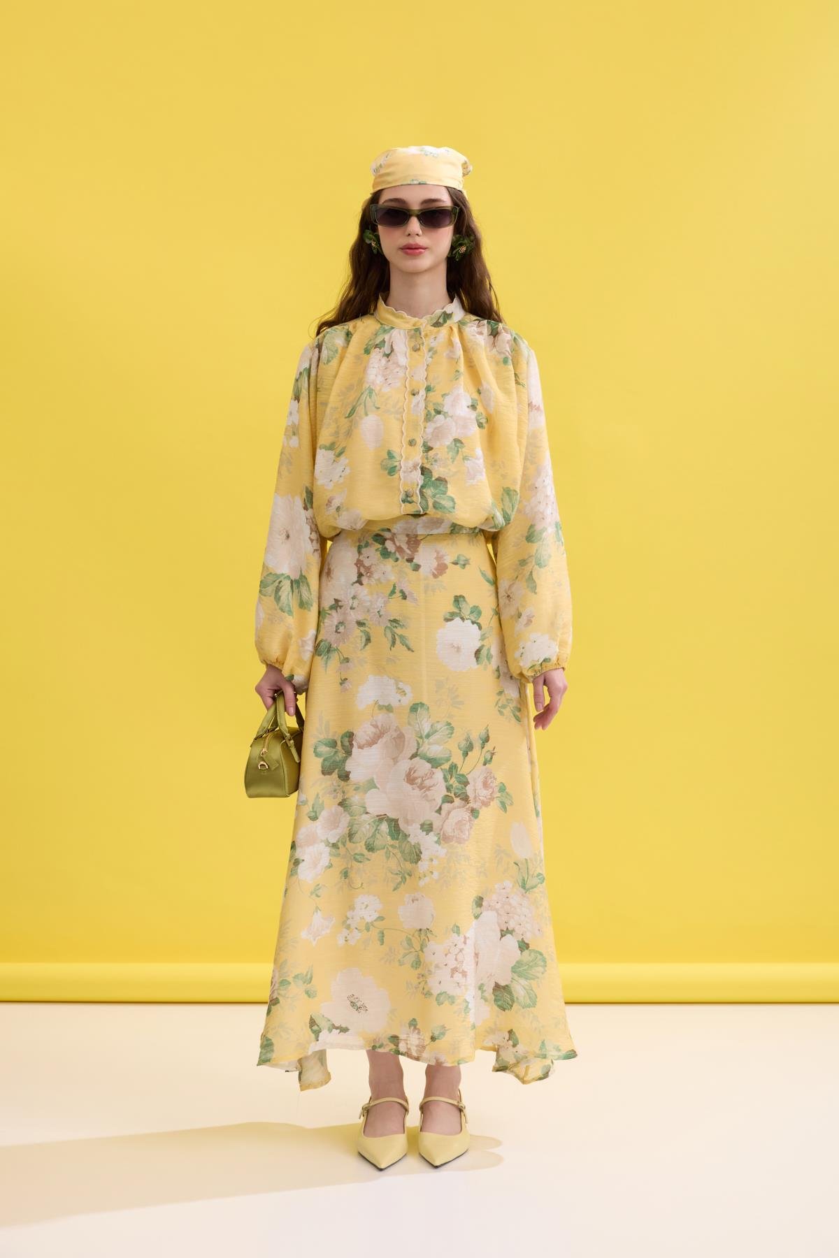 Flower Vual Desenli Nakışlı Takım - Sarı