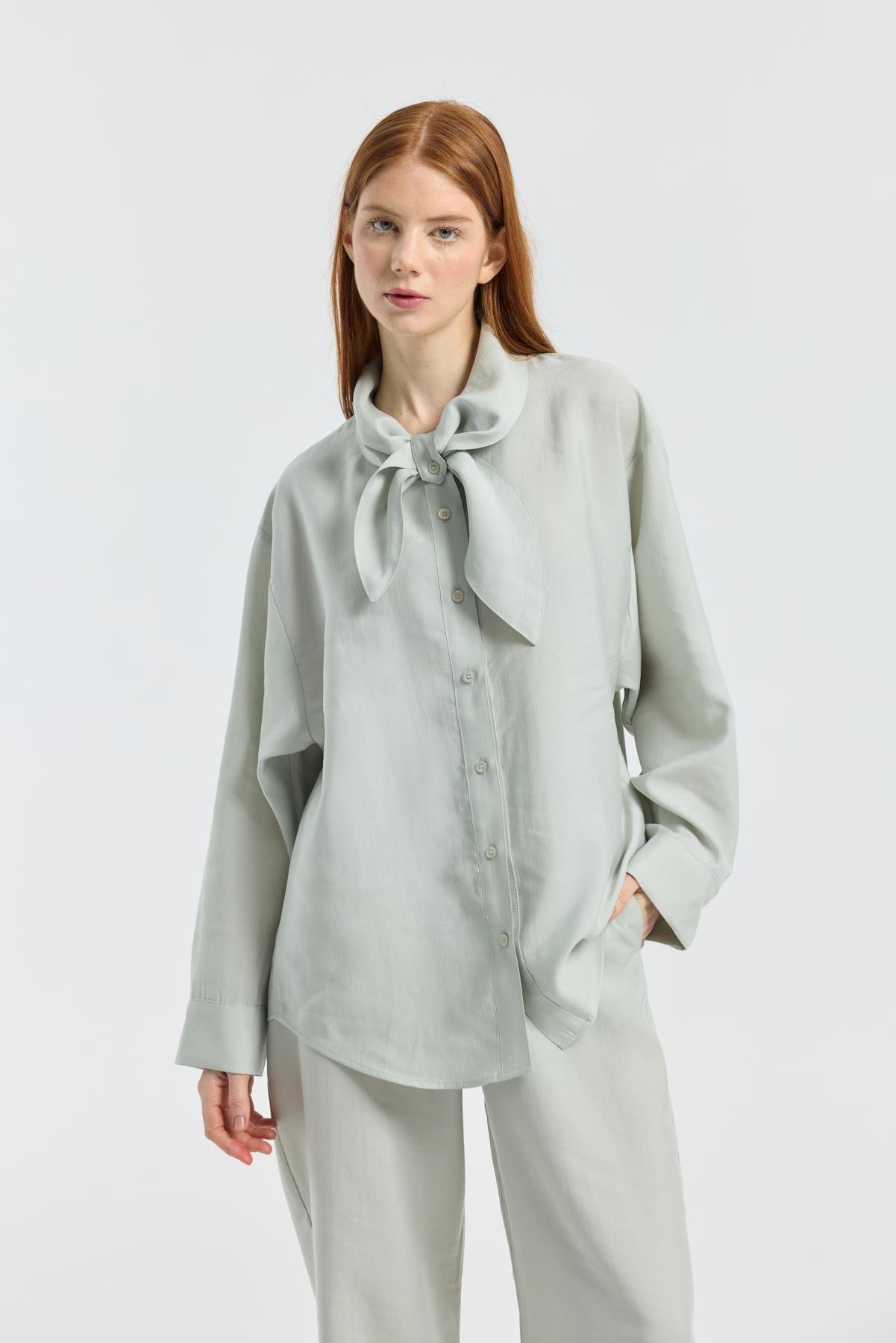 Fularlı Modal Gömlek - Gri