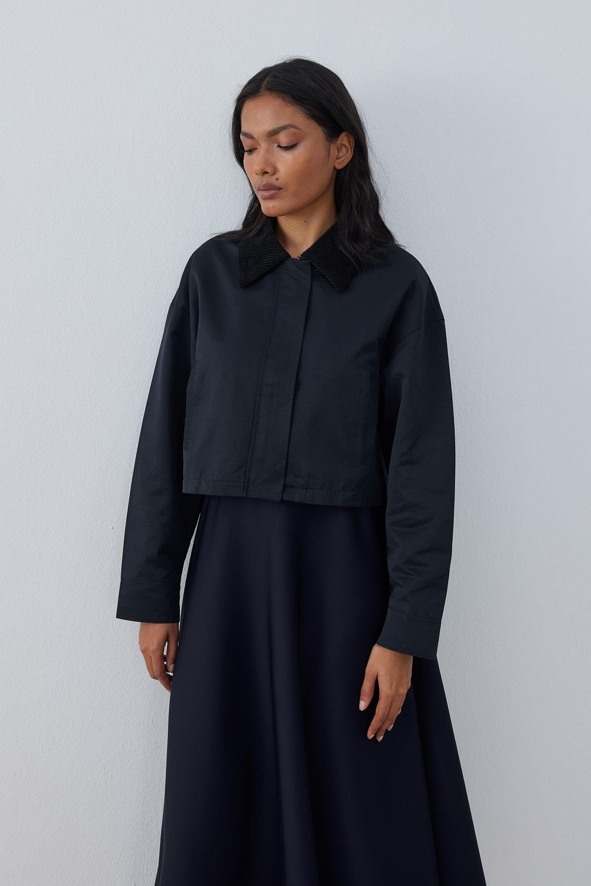 Genova Kadife Yakalı Gabardin Ceket- Lacivert