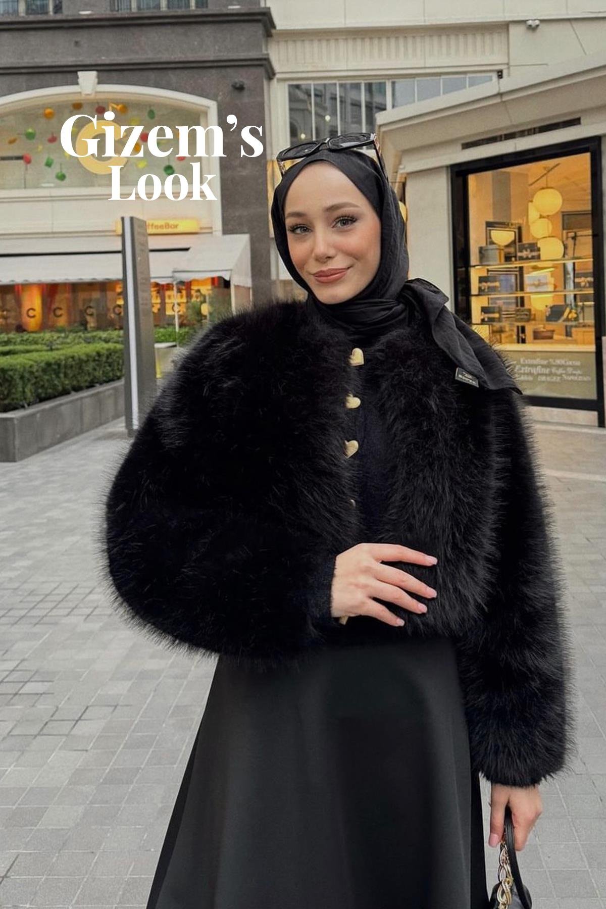 GİZEM'İN FLORA KÜRK CEKET, ELİZABETH HIRKA VE ARİEL SCUBA KLOŞ ETEK KOMBİNİ