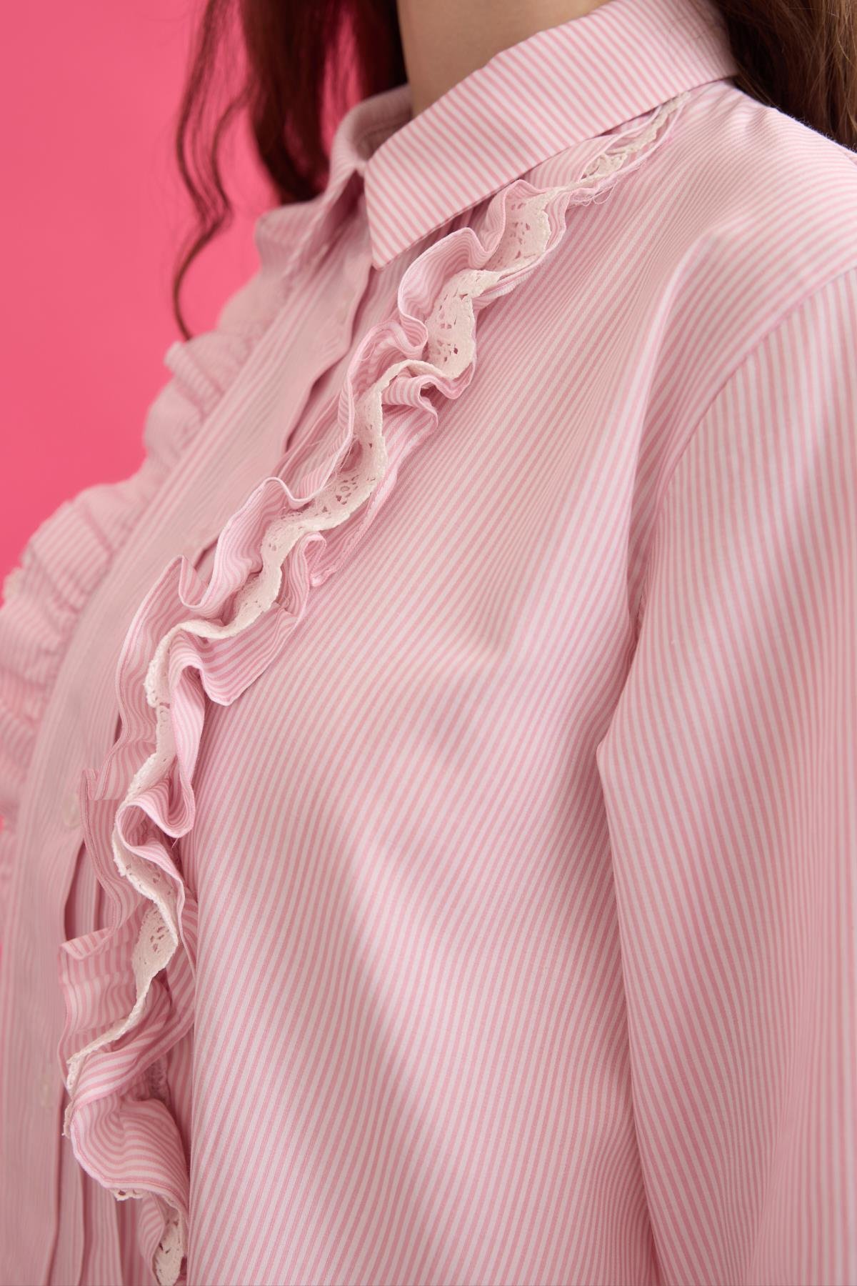 Hailey Güpürlü Fırfırlı Gömlek - Pembe