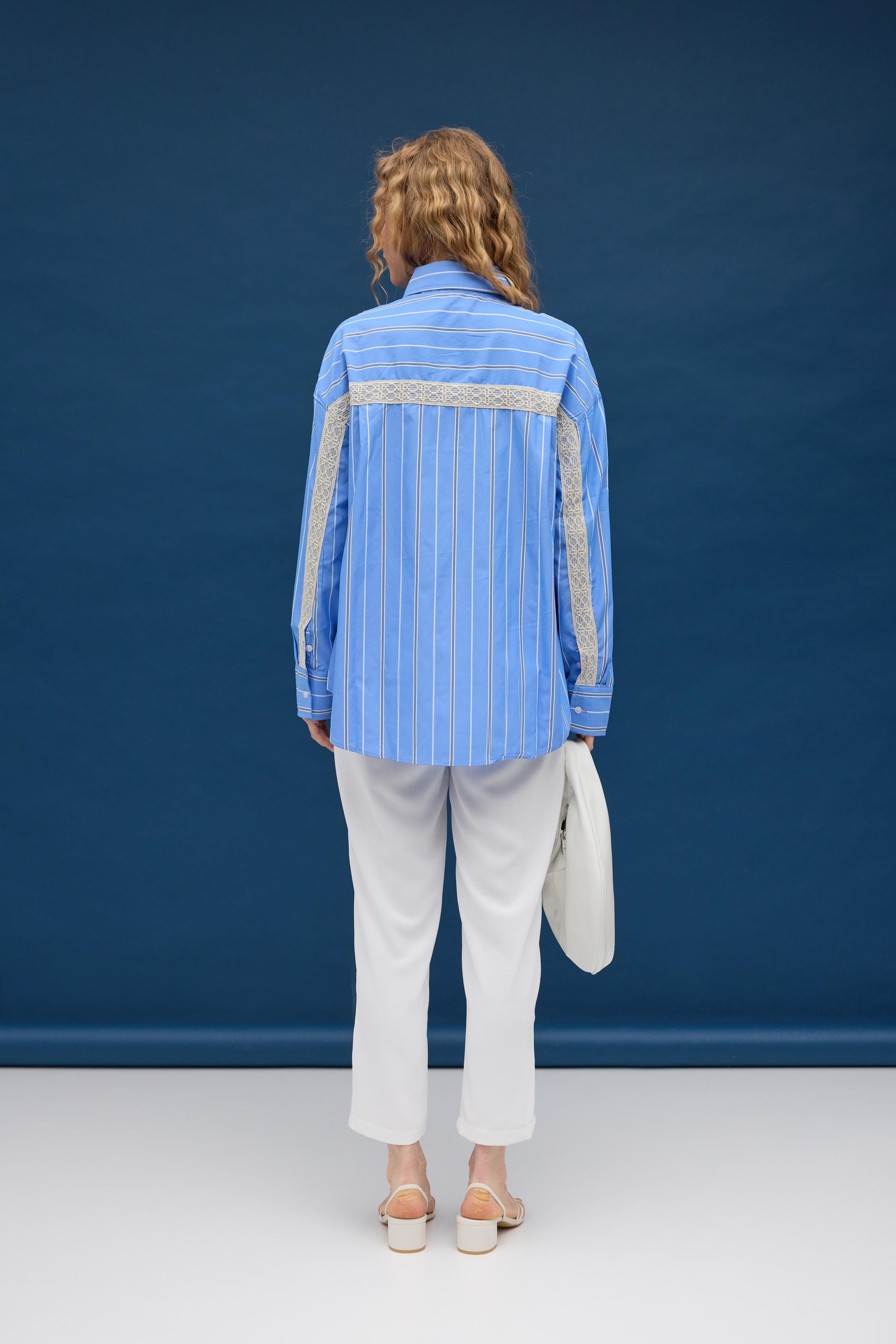 Hazel Güpür İşlemeli Gömlek- İndigo mavi