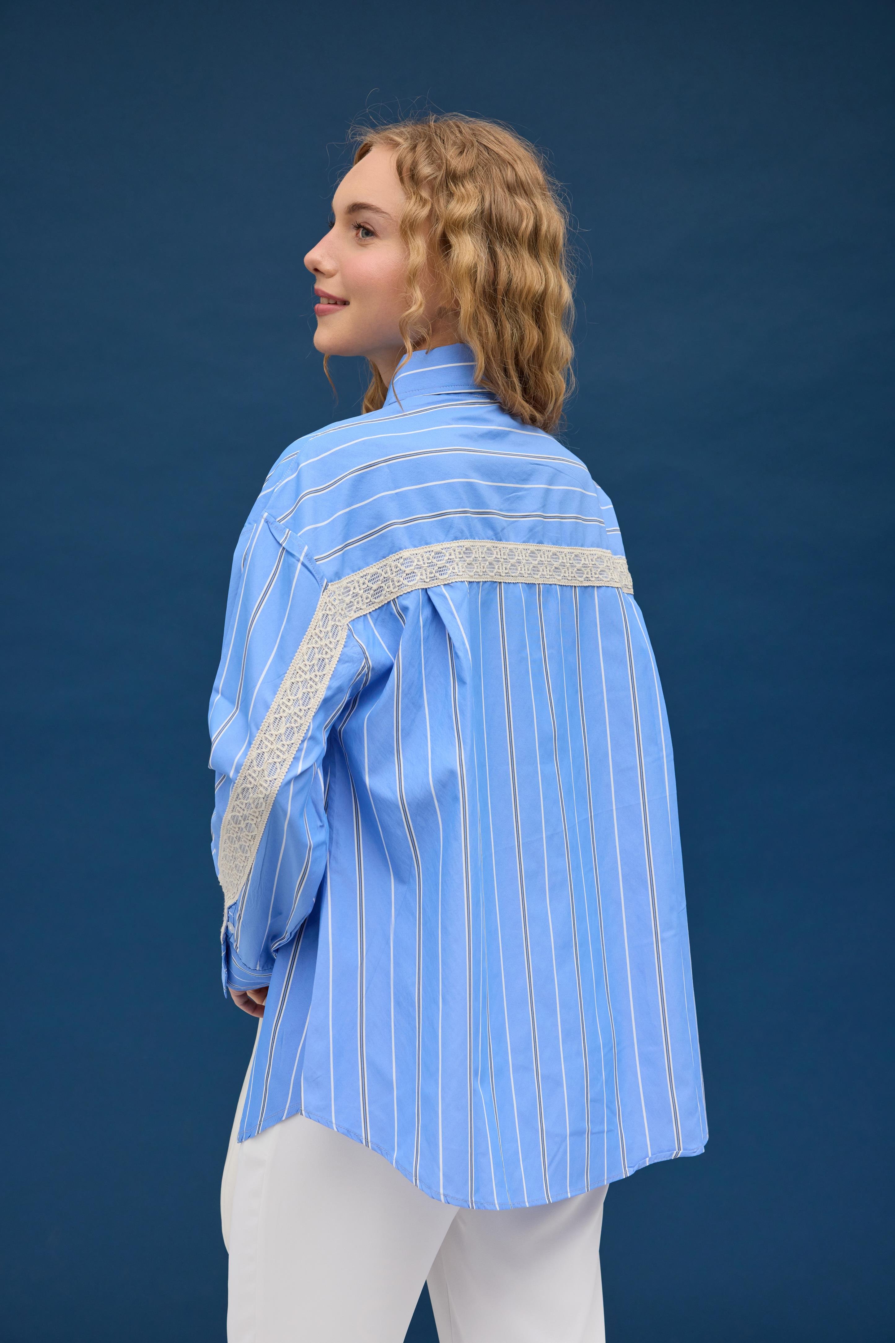 Hazel Güpür İşlemeli Gömlek- İndigo mavi