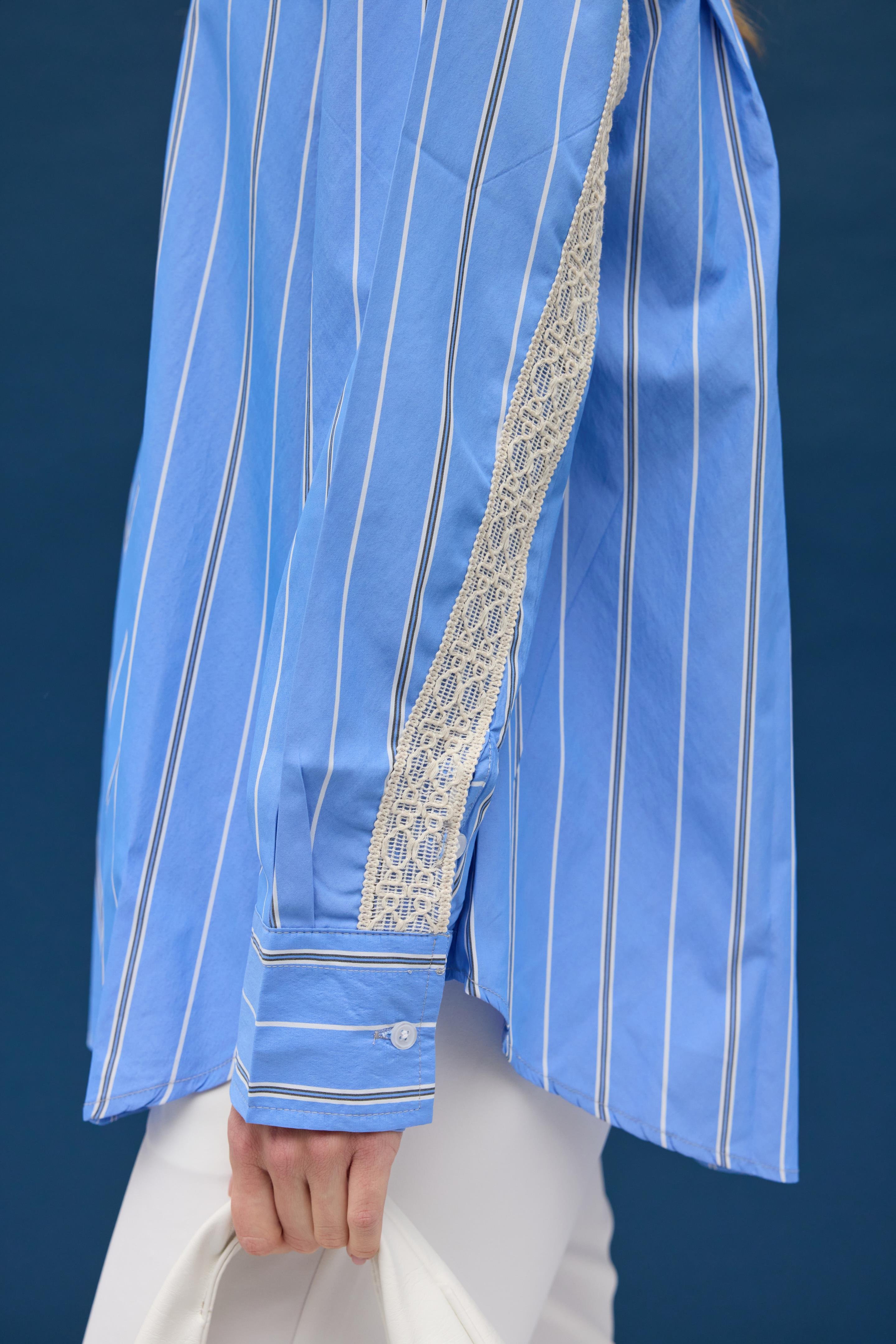 Hazel Güpür İşlemeli Gömlek- İndigo mavi