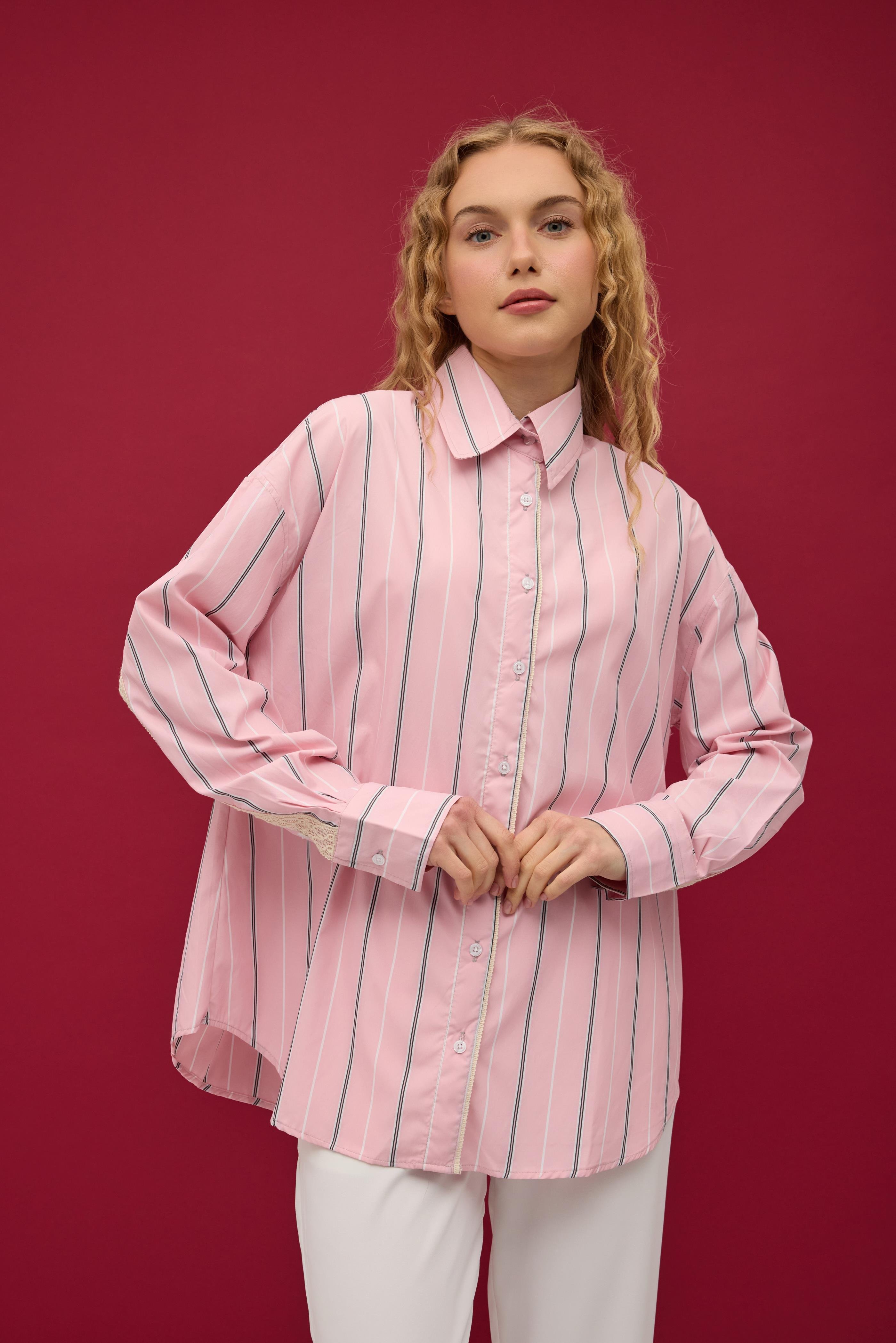 Hazel Güpür İşlemeli Gömlek- Pembe