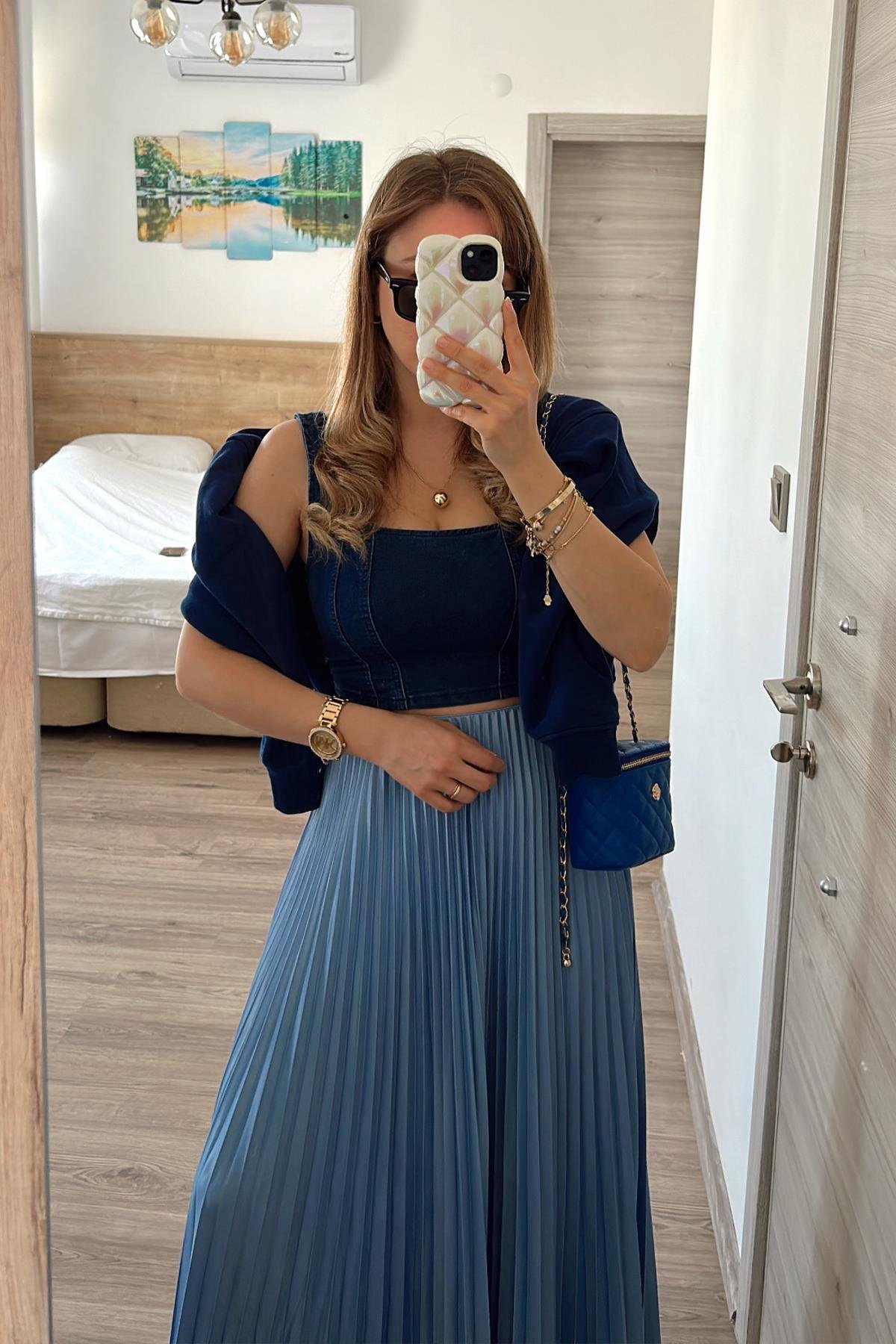 Hilal'in Sindy Etek Kombini