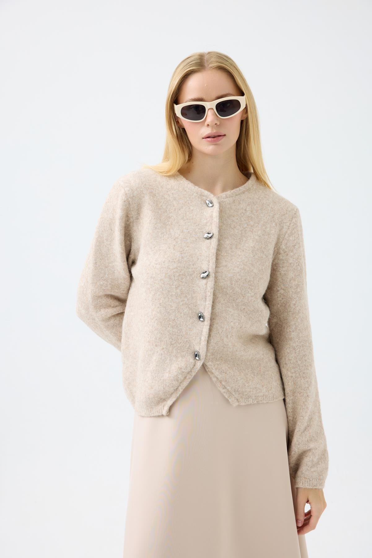 Holly Düğme Aksesuarlı Hırka  - Bej 