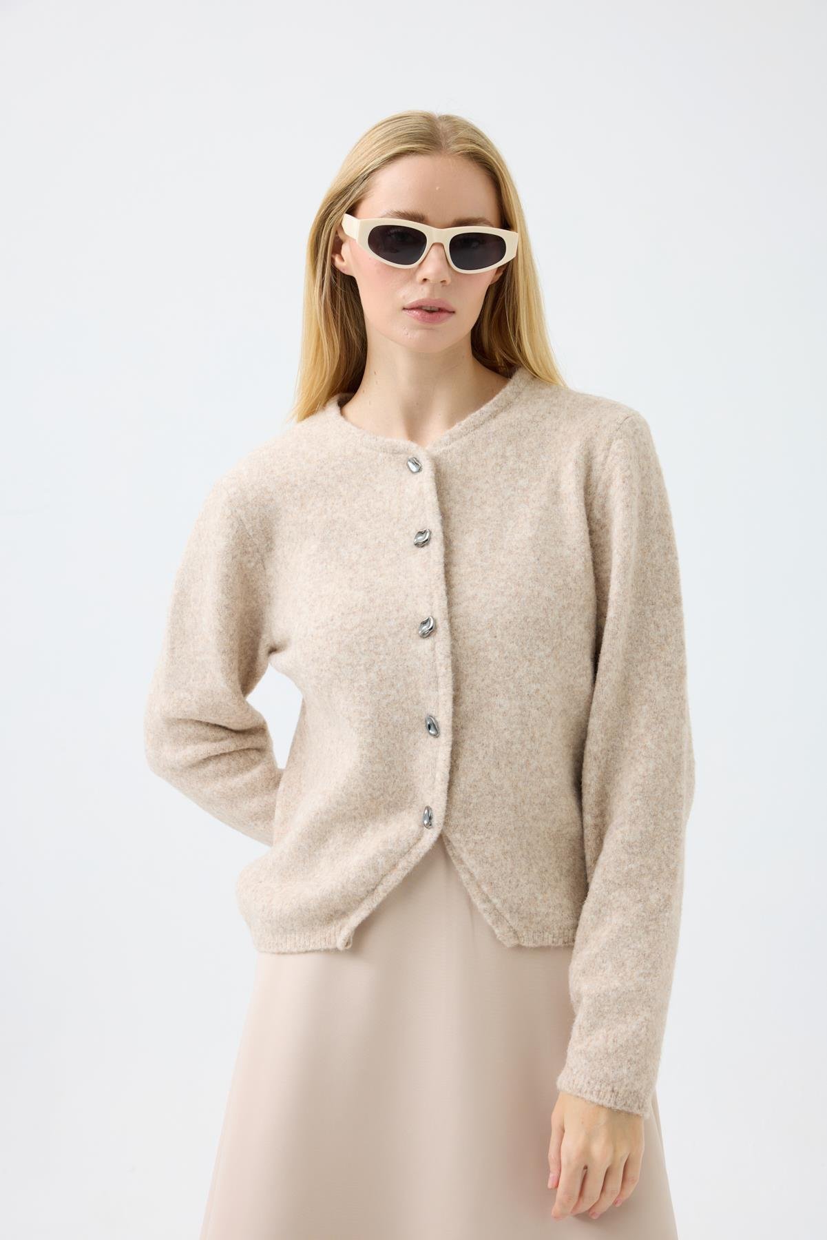 Holly Düğme Aksesuarlı Hırka  - Bej 