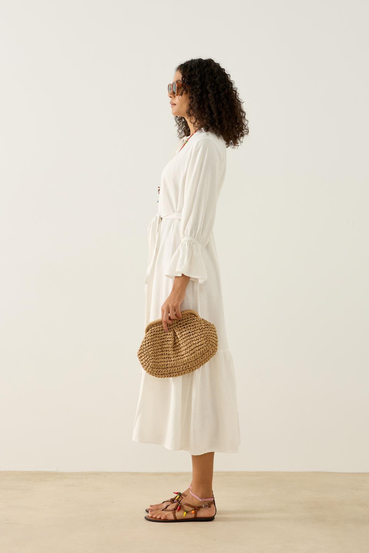 Isolde Kemerli Keten Elbise - Beyaz