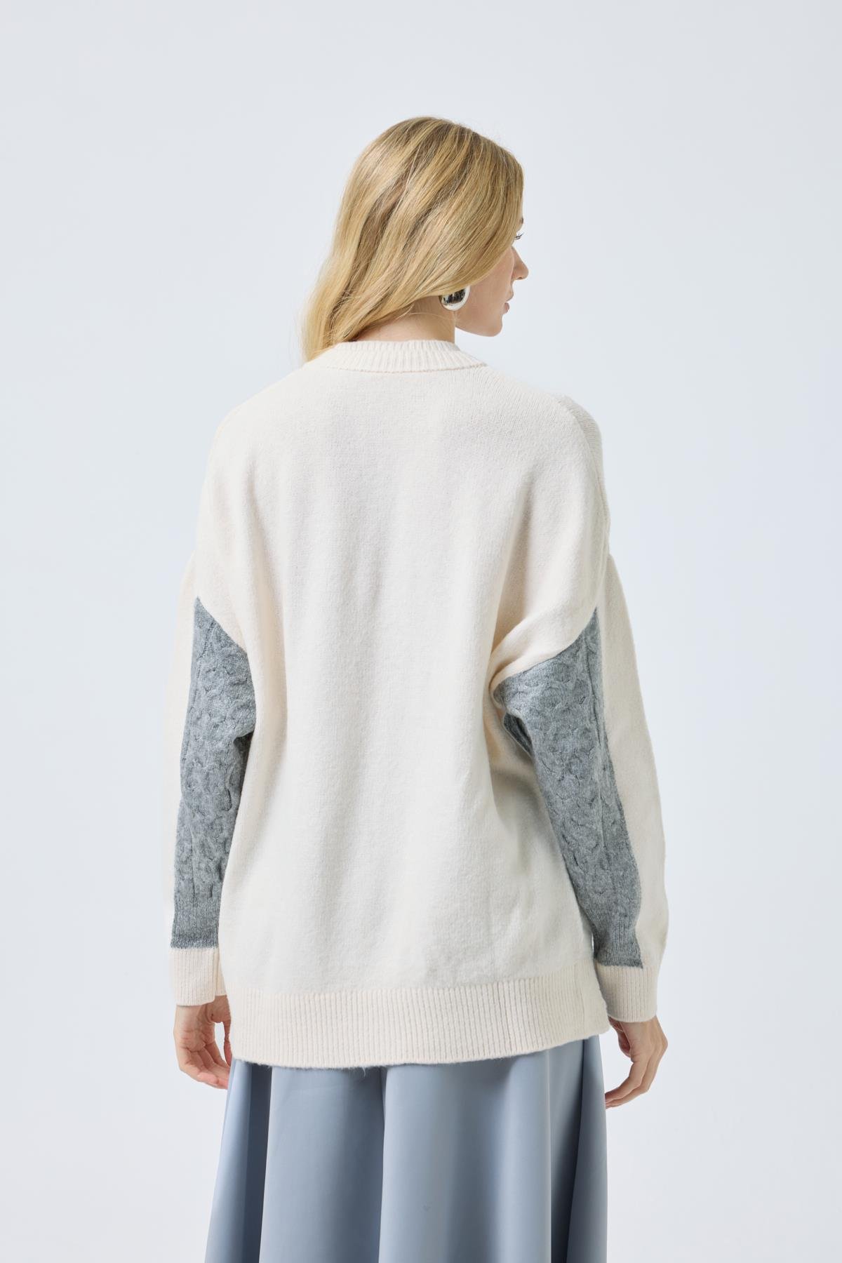 Junia Triko Parçalı Kazak  - Gri 