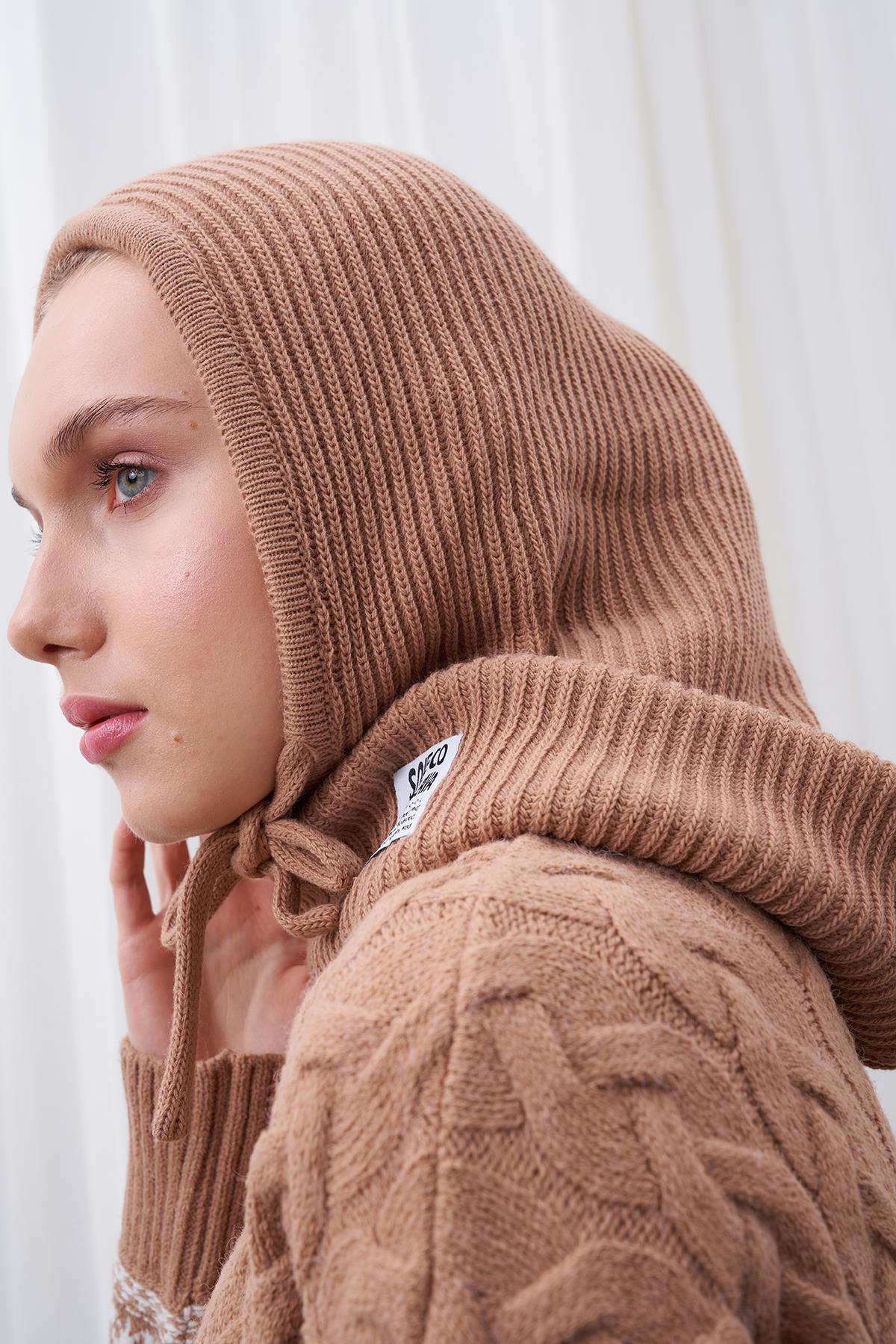 KAPÜŞONLU BERE - CAMEL