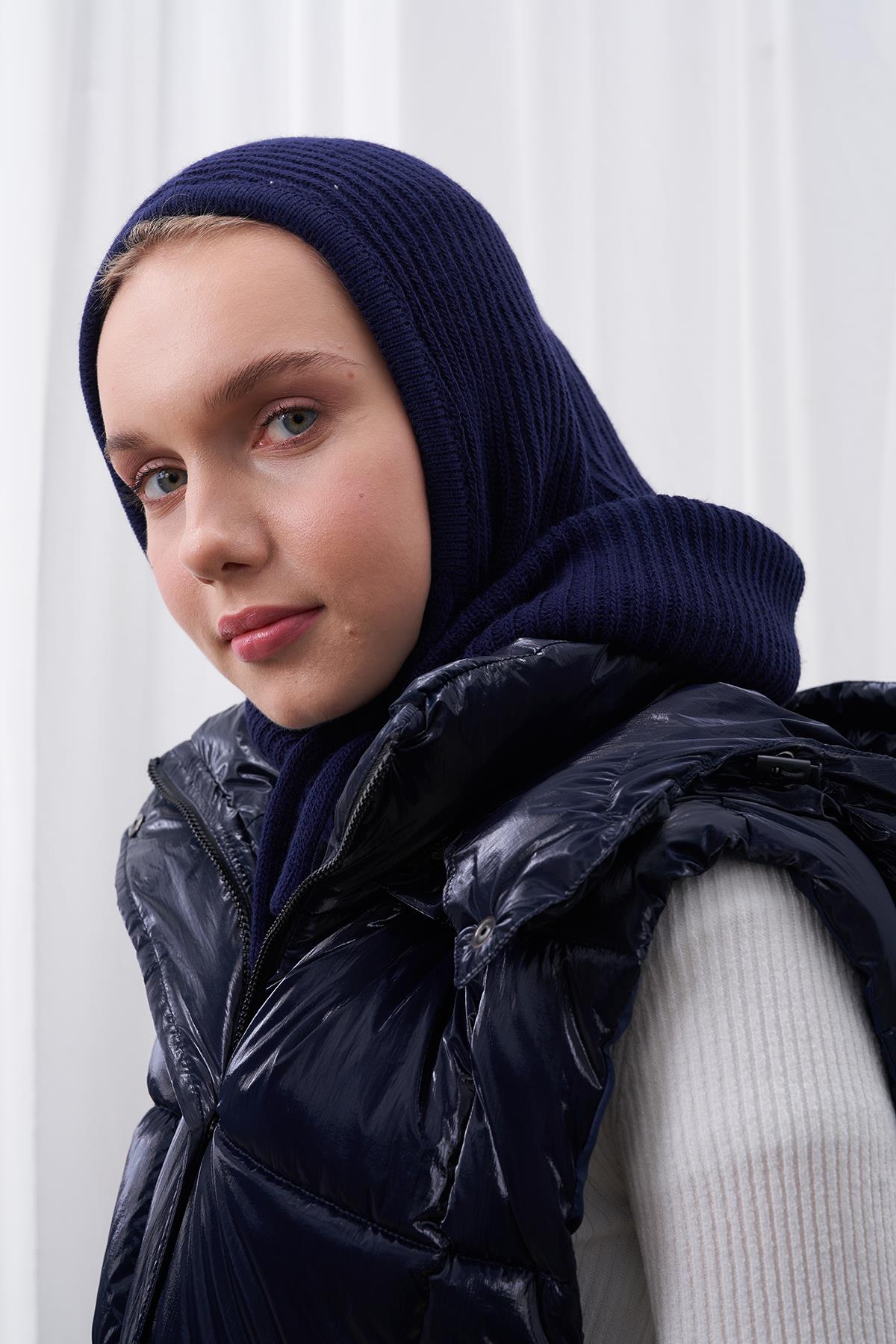 KAPÜŞONLU BERE - LACİVERT